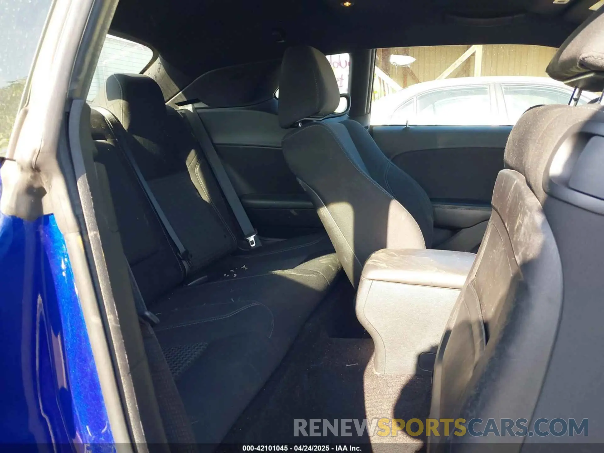 8 Photograph of a damaged car 2C3CDZAG0KH530232 DODGE CHALLENGER 2019
