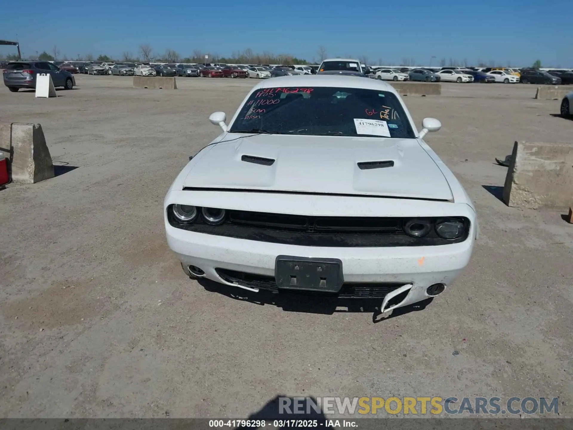 13 Photograph of a damaged car 2C3CDZAG0KH587336 DODGE CHALLENGER 2019