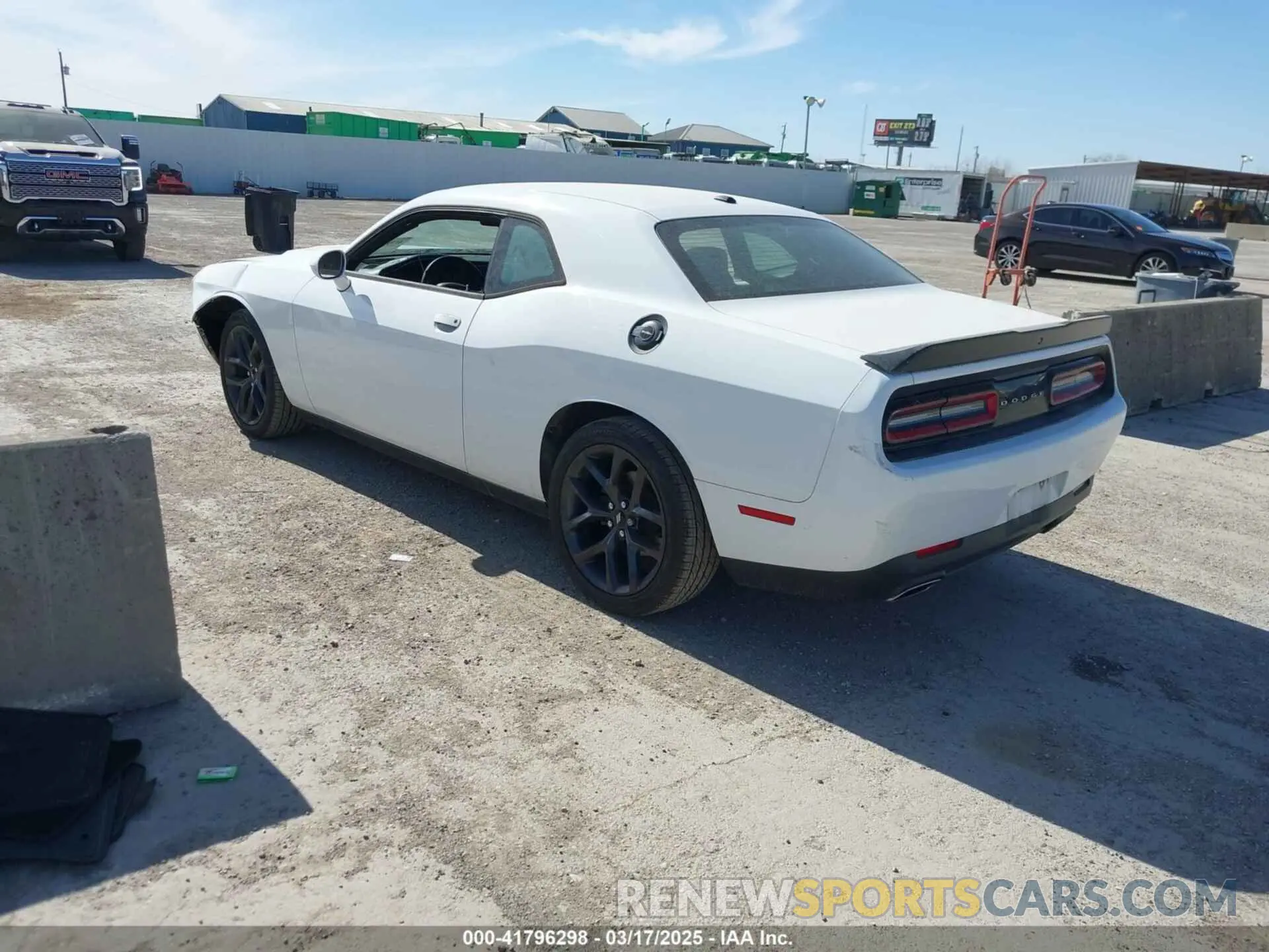 3 Photograph of a damaged car 2C3CDZAG0KH587336 DODGE CHALLENGER 2019