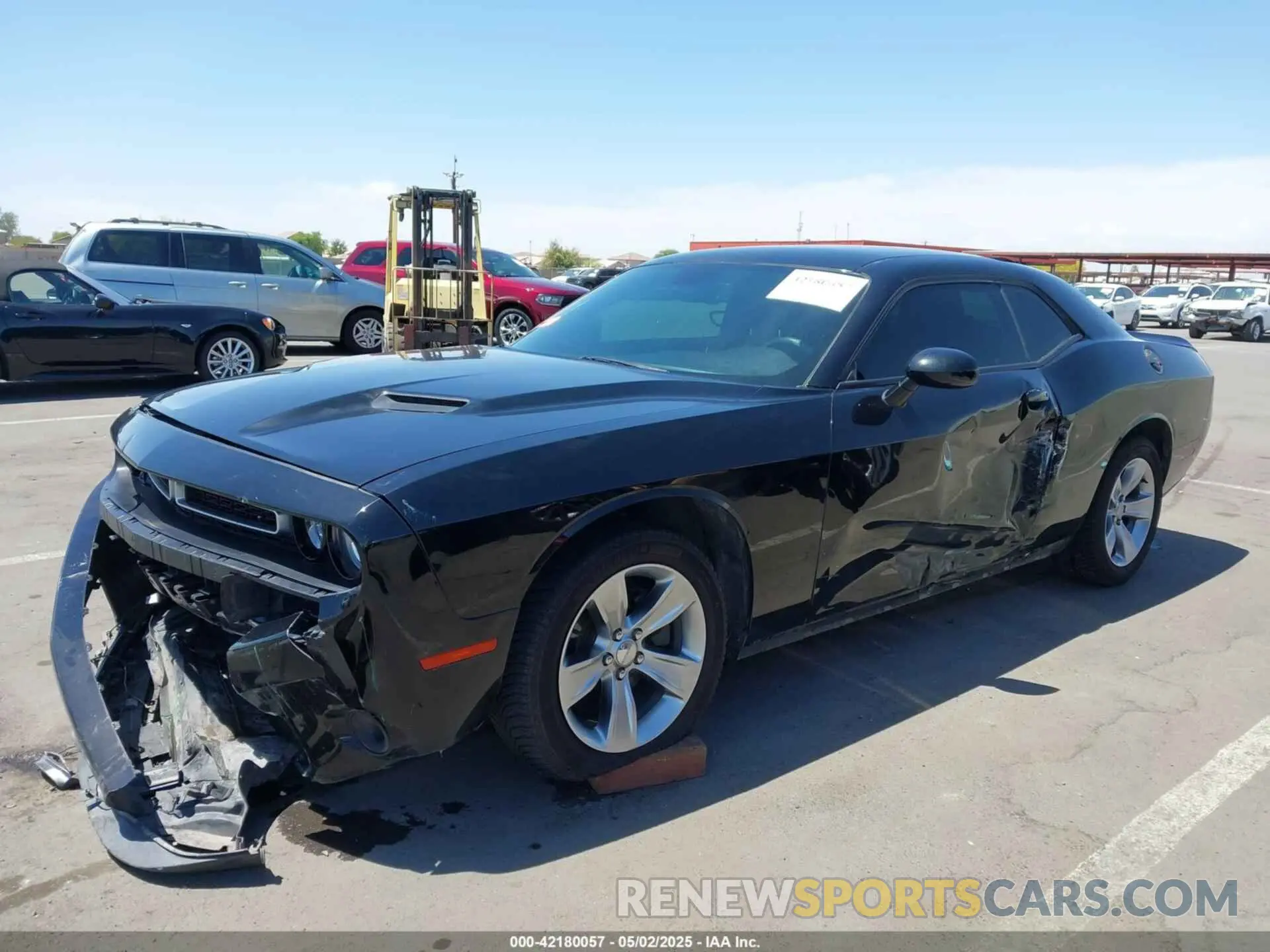 6 Photograph of a damaged car 2C3CDZAG1KH587281 DODGE CHALLENGER 2019
