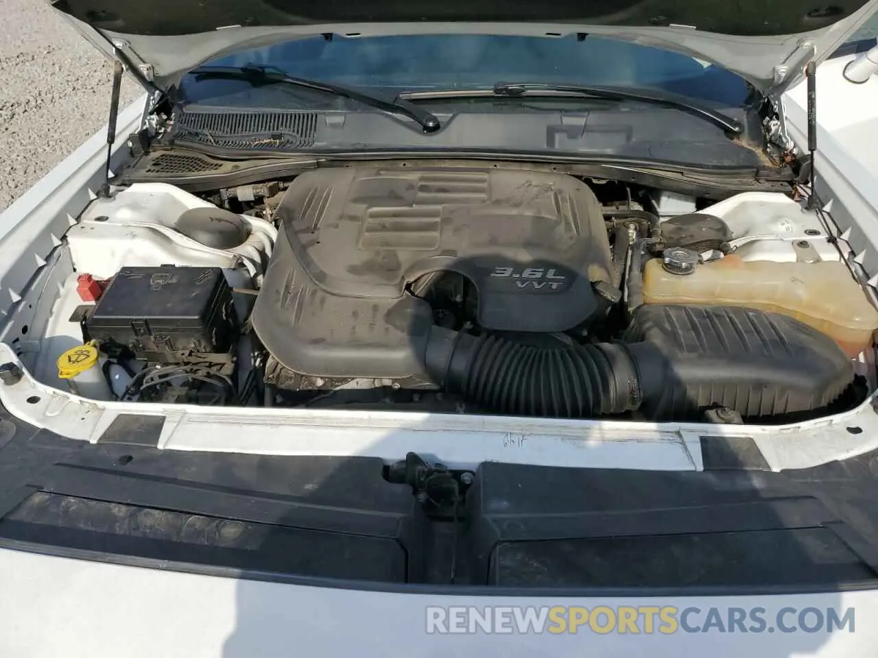 13 Photograph of a damaged car 2C3CDZAG1KH591296 DODGE CHALLENGER 2019