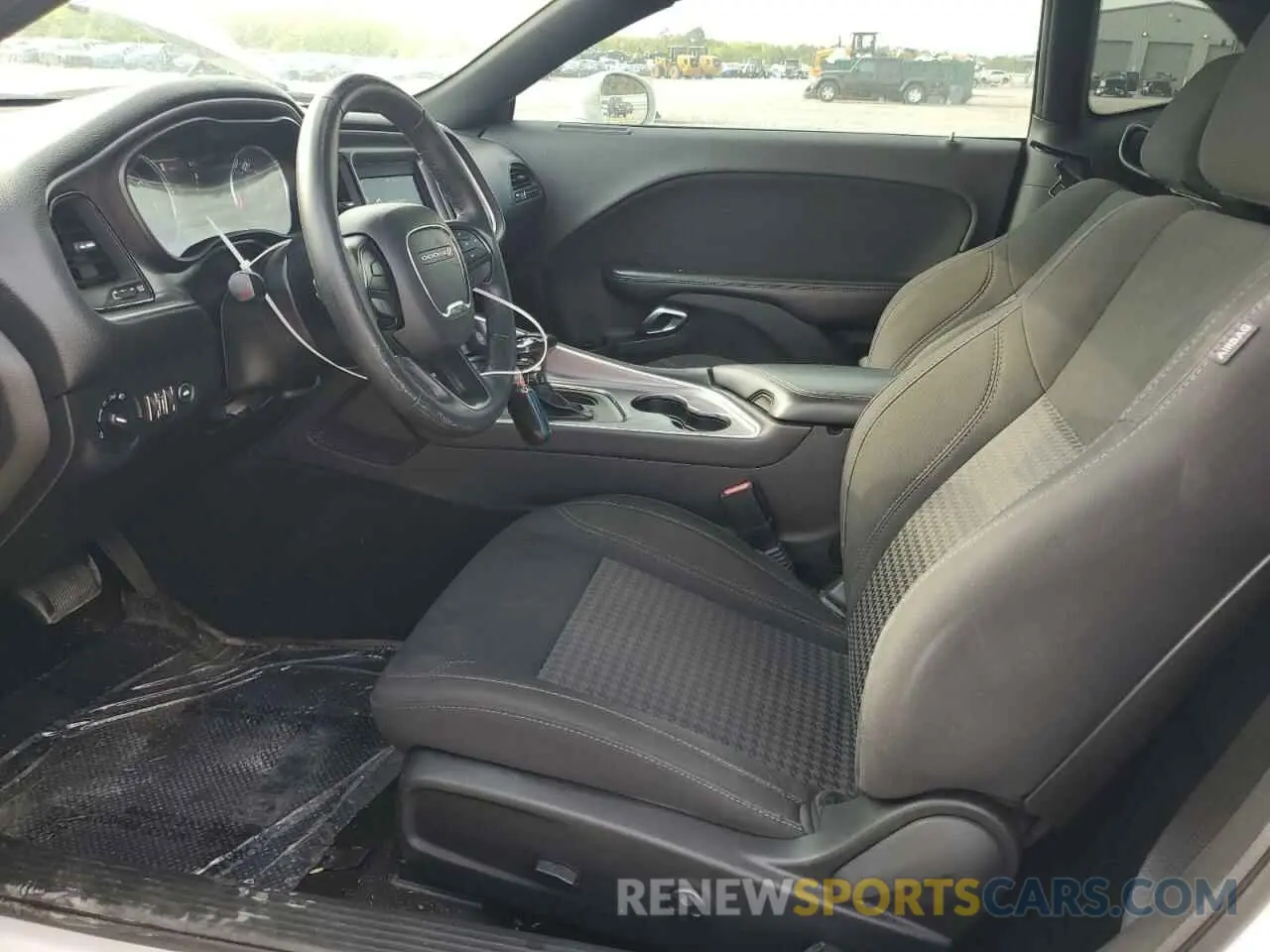 7 Photograph of a damaged car 2C3CDZAG1KH591296 DODGE CHALLENGER 2019