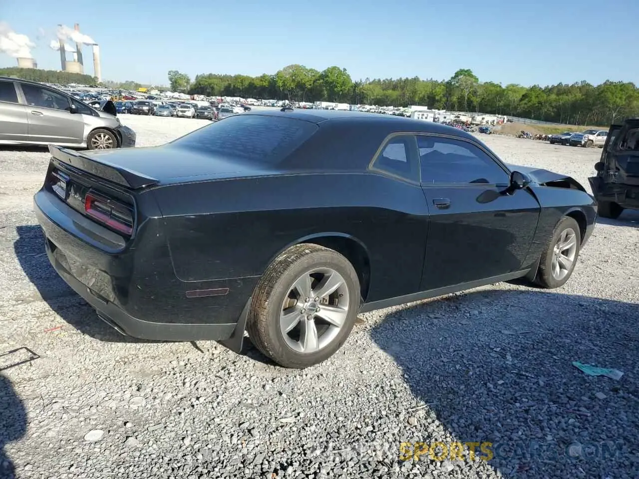 3 Photograph of a damaged car 2C3CDZAG1KH669284 DODGE CHALLENGER 2019