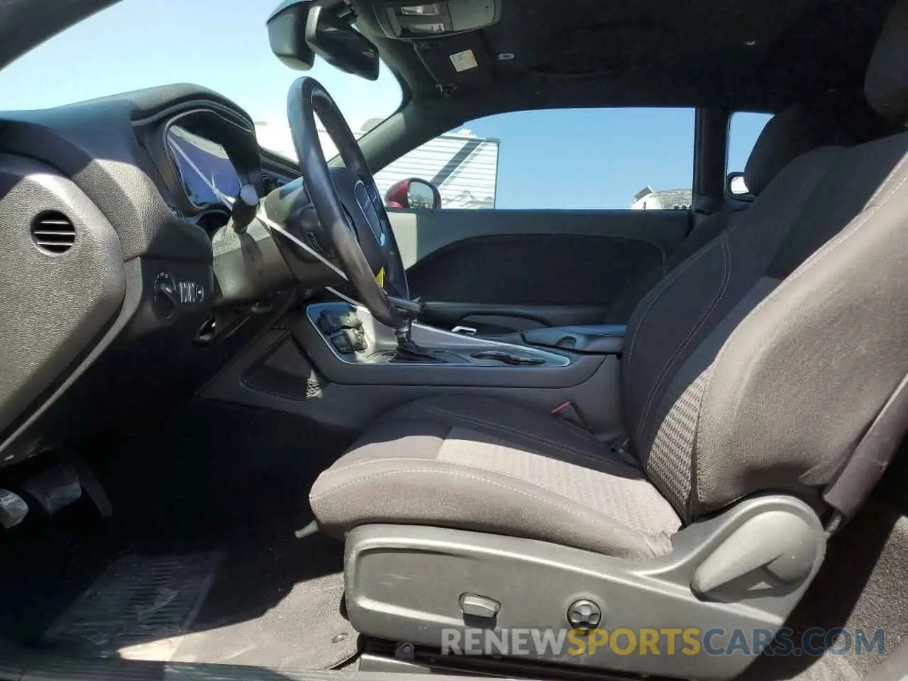 7 Photograph of a damaged car 2C3CDZAG1KH714868 DODGE CHALLENGER 2019