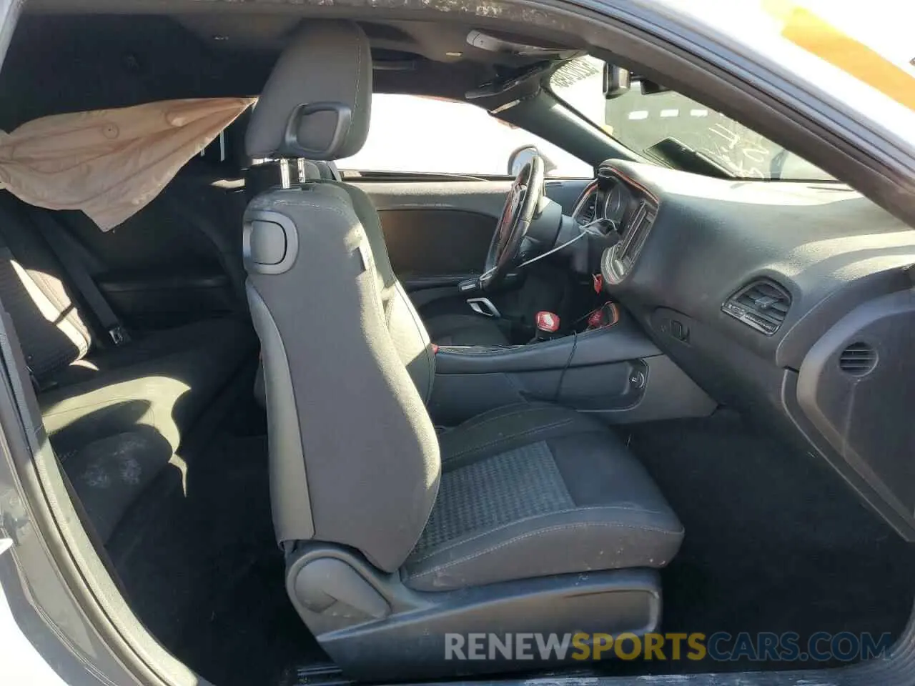 7 Photograph of a damaged car 2C3CDZAG2KH524724 DODGE CHALLENGER 2019