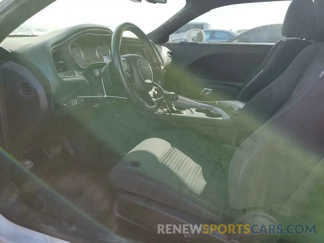 7 Photograph of a damaged car 2C3CDZAG2KH560641 DODGE CHALLENGER 2019