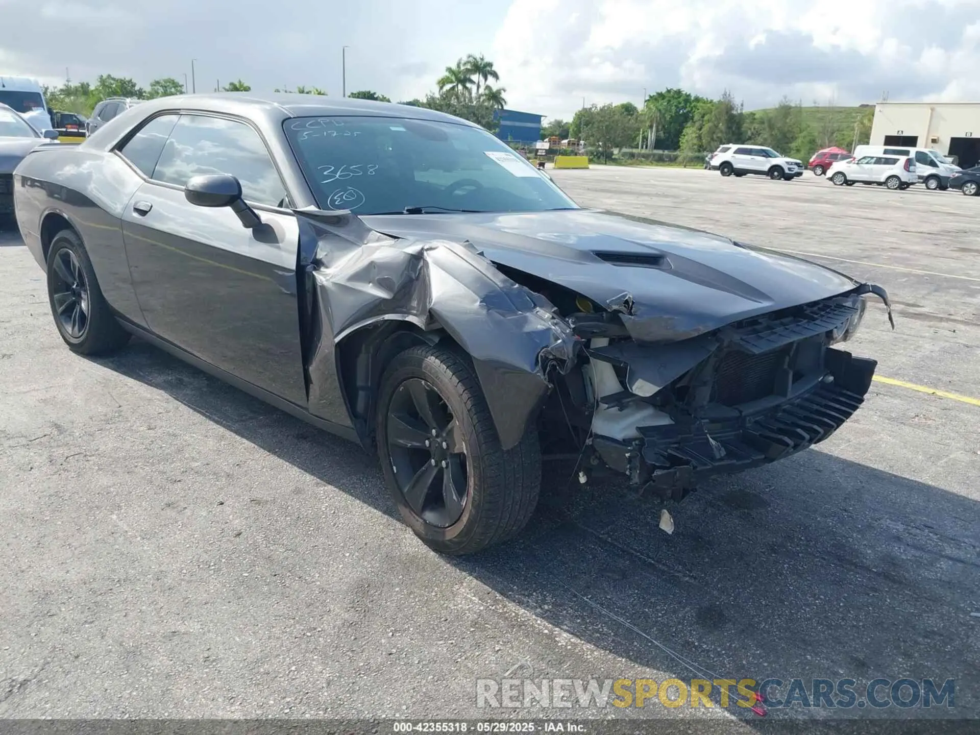 6 Photograph of a damaged car 2C3CDZAG2KH583658 DODGE CHALLENGER 2019
