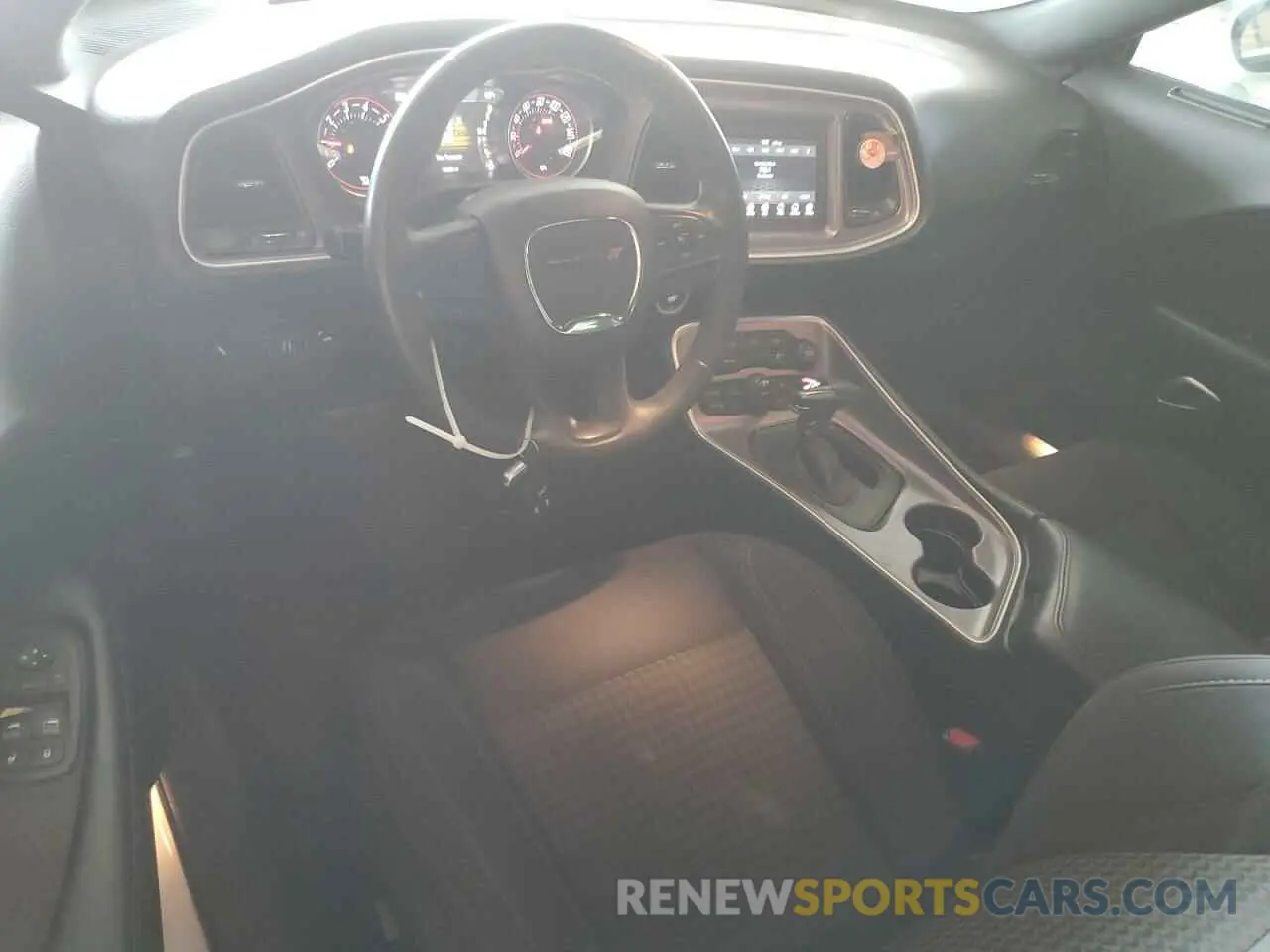 8 Photograph of a damaged car 2C3CDZAG2KH606744 DODGE CHALLENGER 2019