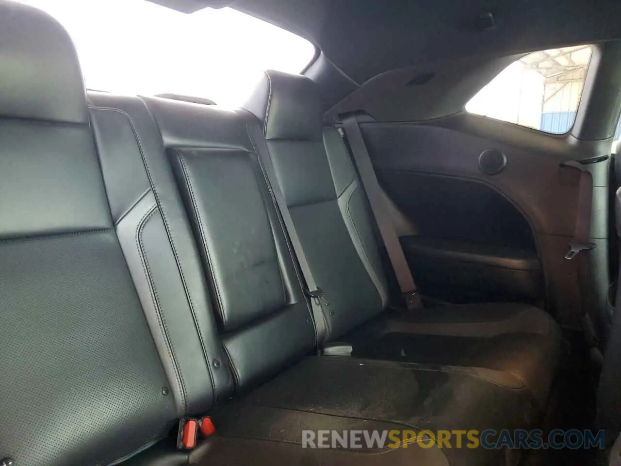 10 Photograph of a damaged car 2C3CDZAG2KH684540 DODGE CHALLENGER 2019