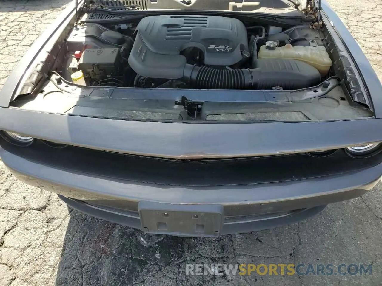 11 Photograph of a damaged car 2C3CDZAG2KH699815 DODGE CHALLENGER 2019