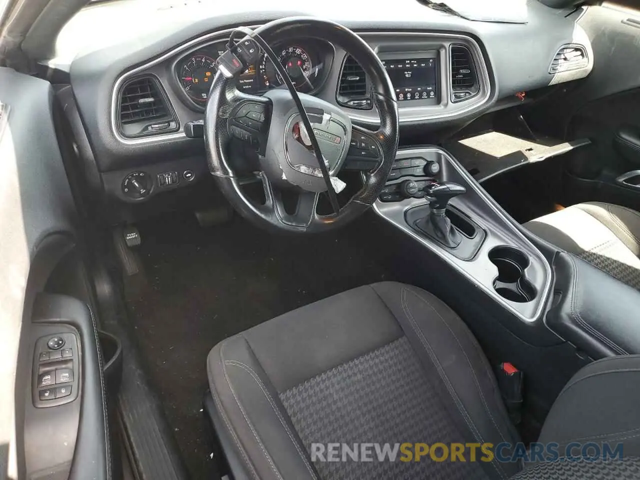 8 Photograph of a damaged car 2C3CDZAG2KH699815 DODGE CHALLENGER 2019