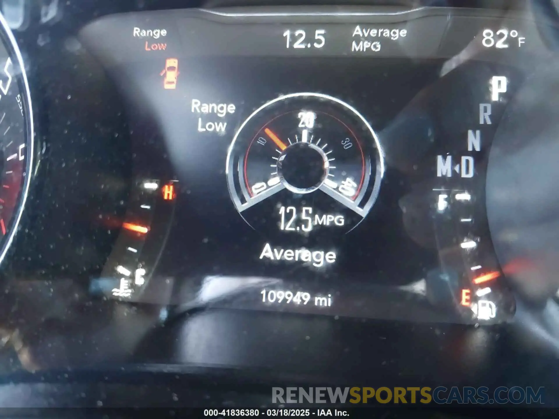 15 Photograph of a damaged car 2C3CDZAG2KH735616 DODGE CHALLENGER 2019