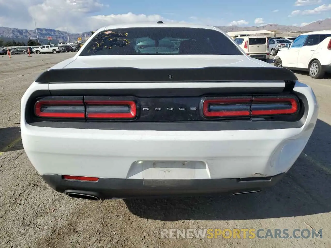 6 Photograph of a damaged car 2C3CDZAG3KH500416 DODGE CHALLENGER 2019