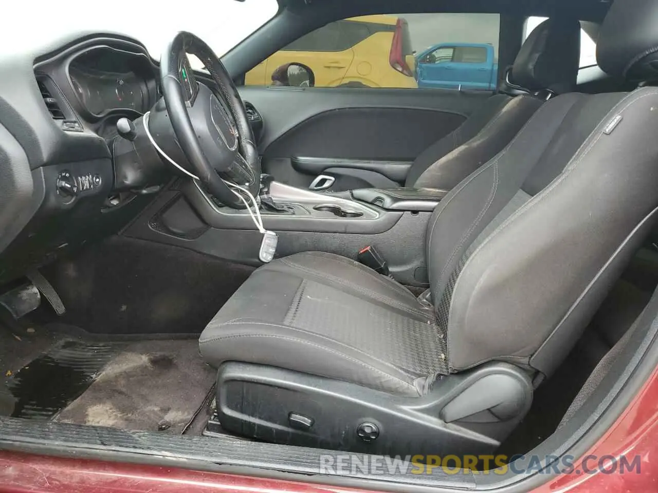 7 Photograph of a damaged car 2C3CDZAG3KH503784 DODGE CHALLENGER 2019