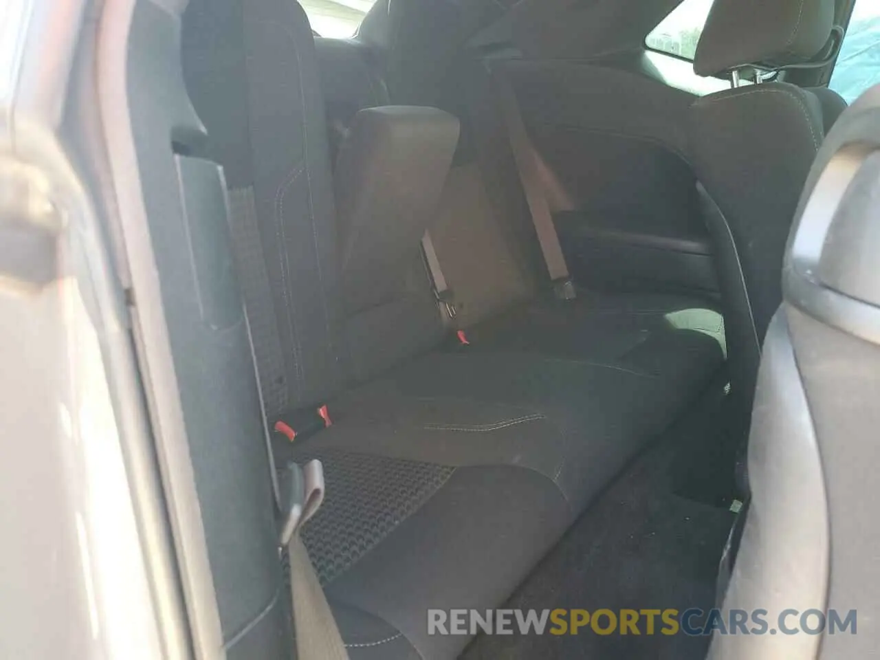 10 Photograph of a damaged car 2C3CDZAG3KH541547 DODGE CHALLENGER 2019