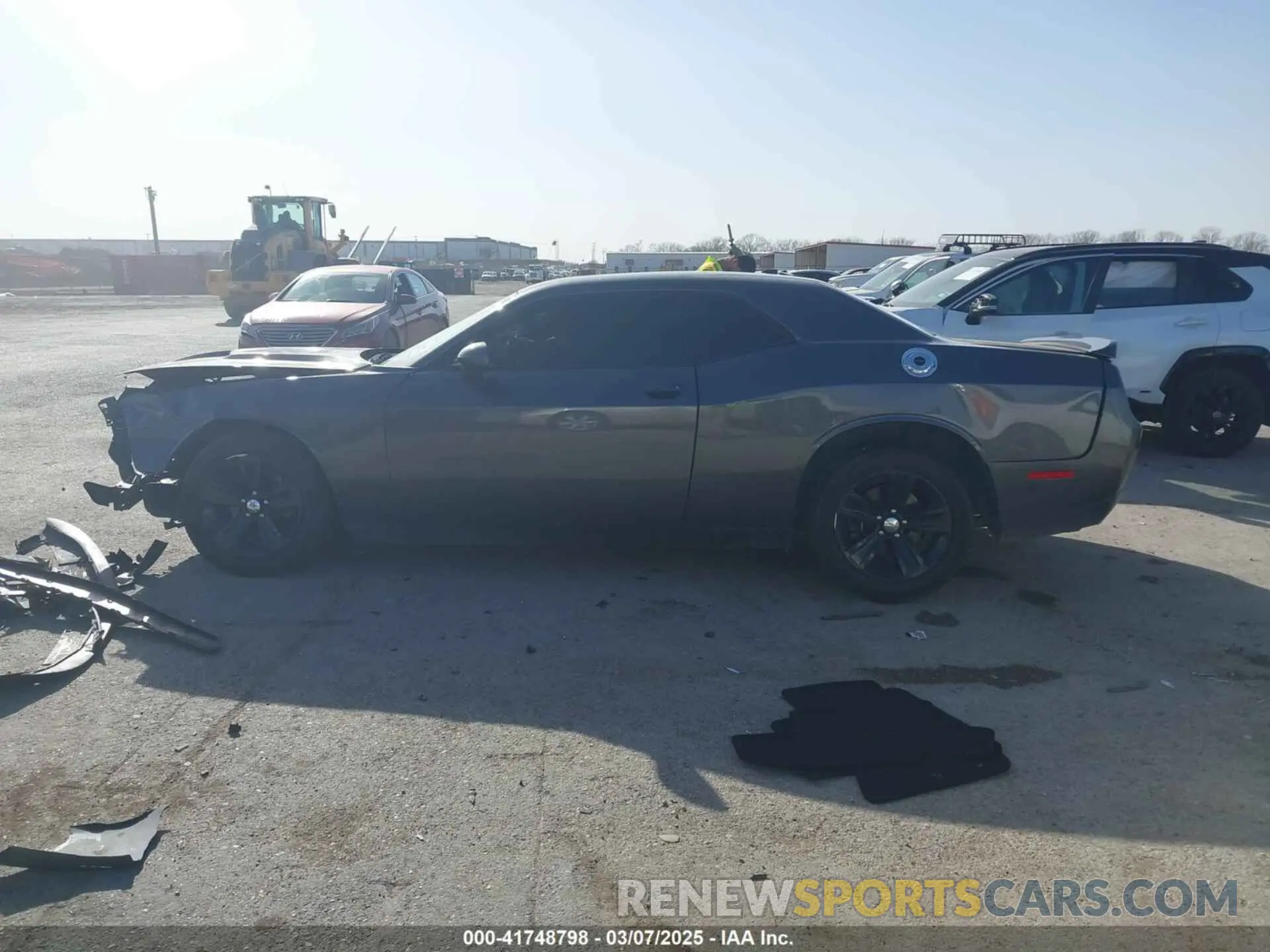 14 Photograph of a damaged car 2C3CDZAG3KH668752 DODGE CHALLENGER 2019