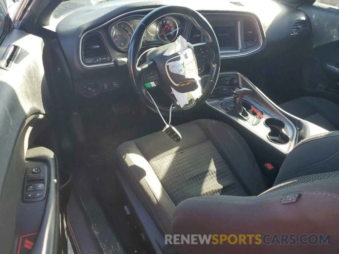 8 Photograph of a damaged car 2C3CDZAG3KH669688 DODGE CHALLENGER 2019