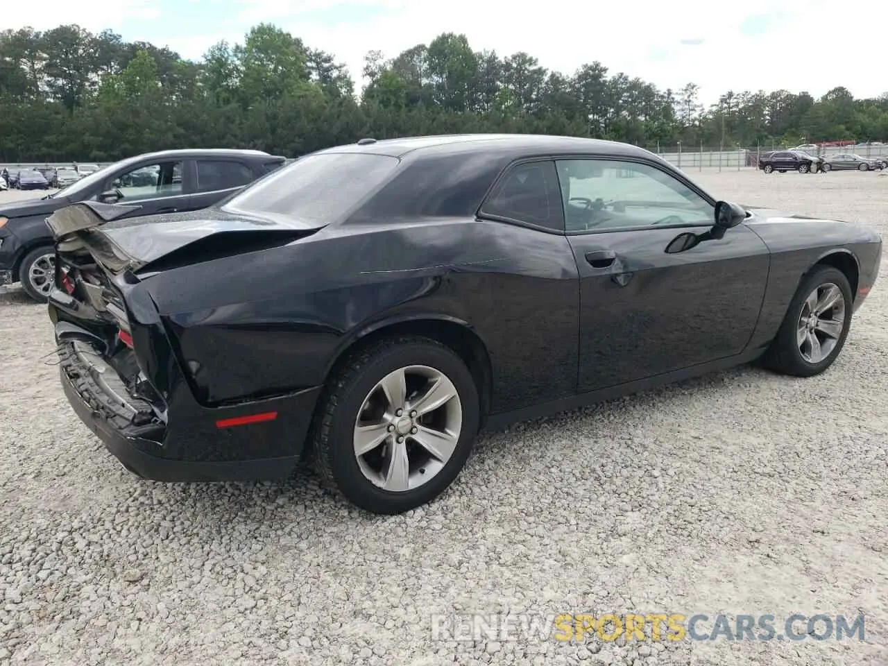 3 Photograph of a damaged car 2C3CDZAG3KH733406 DODGE CHALLENGER 2019
