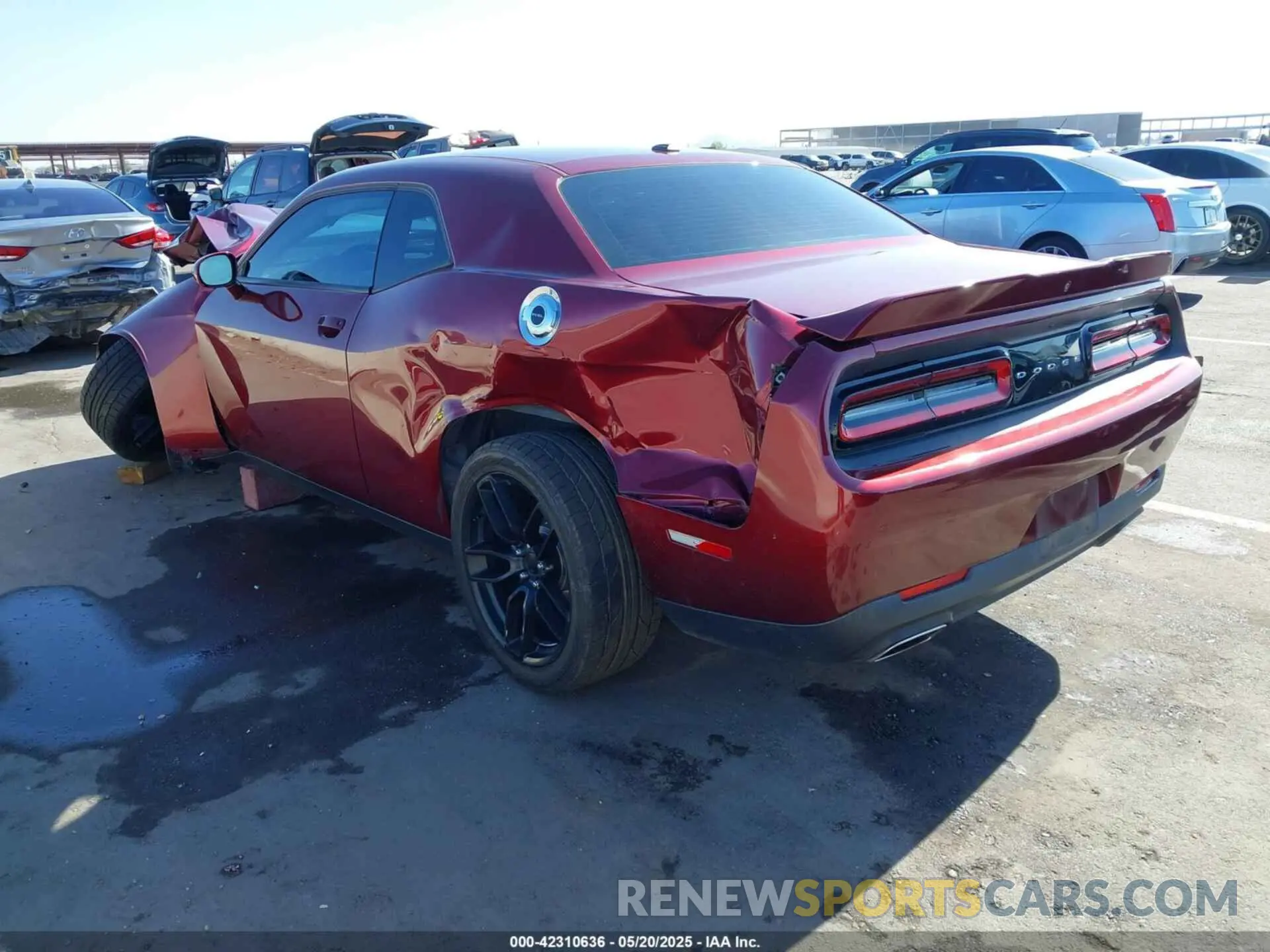 3 Photograph of a damaged car 2C3CDZAG3KH744129 DODGE CHALLENGER 2019