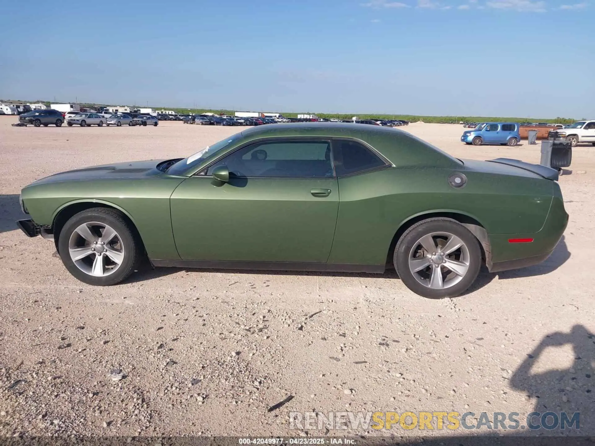 15 Photograph of a damaged car 2C3CDZAG3KH752280 DODGE CHALLENGER 2019
