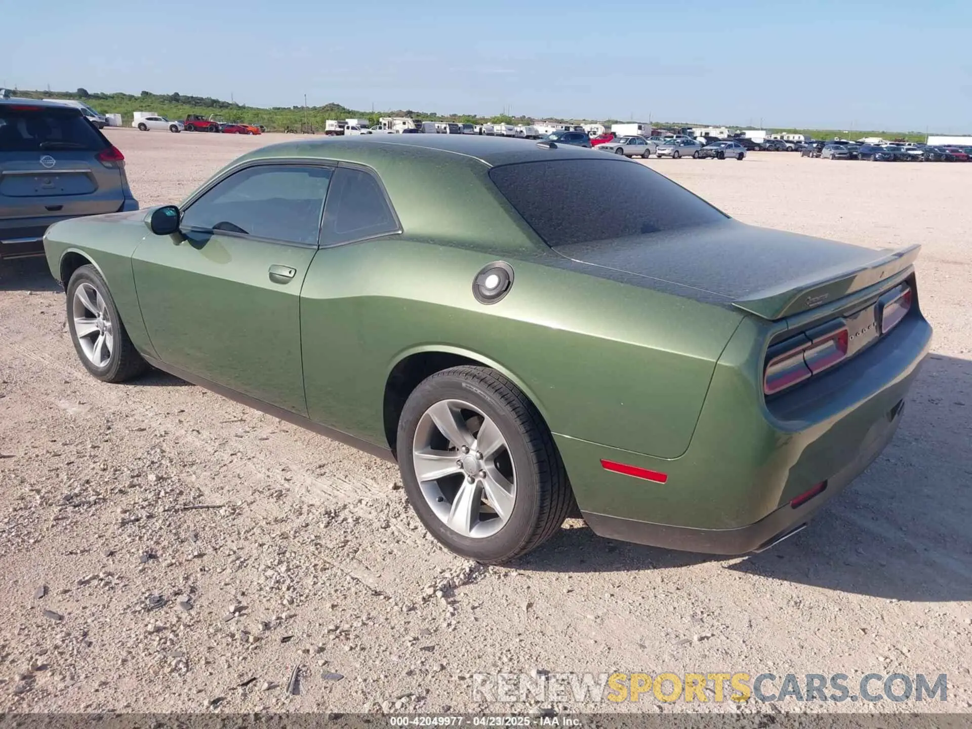 3 Photograph of a damaged car 2C3CDZAG3KH752280 DODGE CHALLENGER 2019