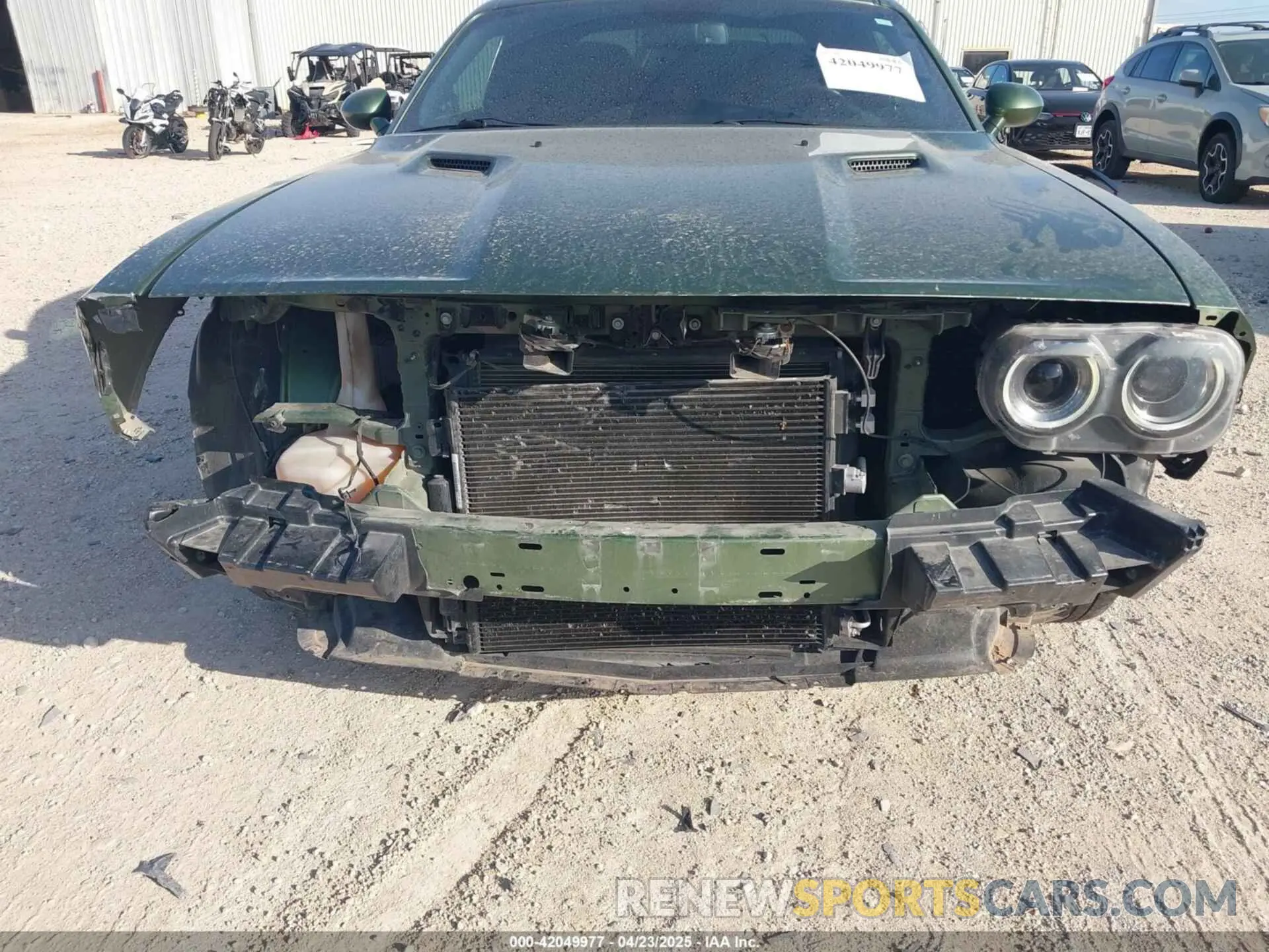 6 Photograph of a damaged car 2C3CDZAG3KH752280 DODGE CHALLENGER 2019