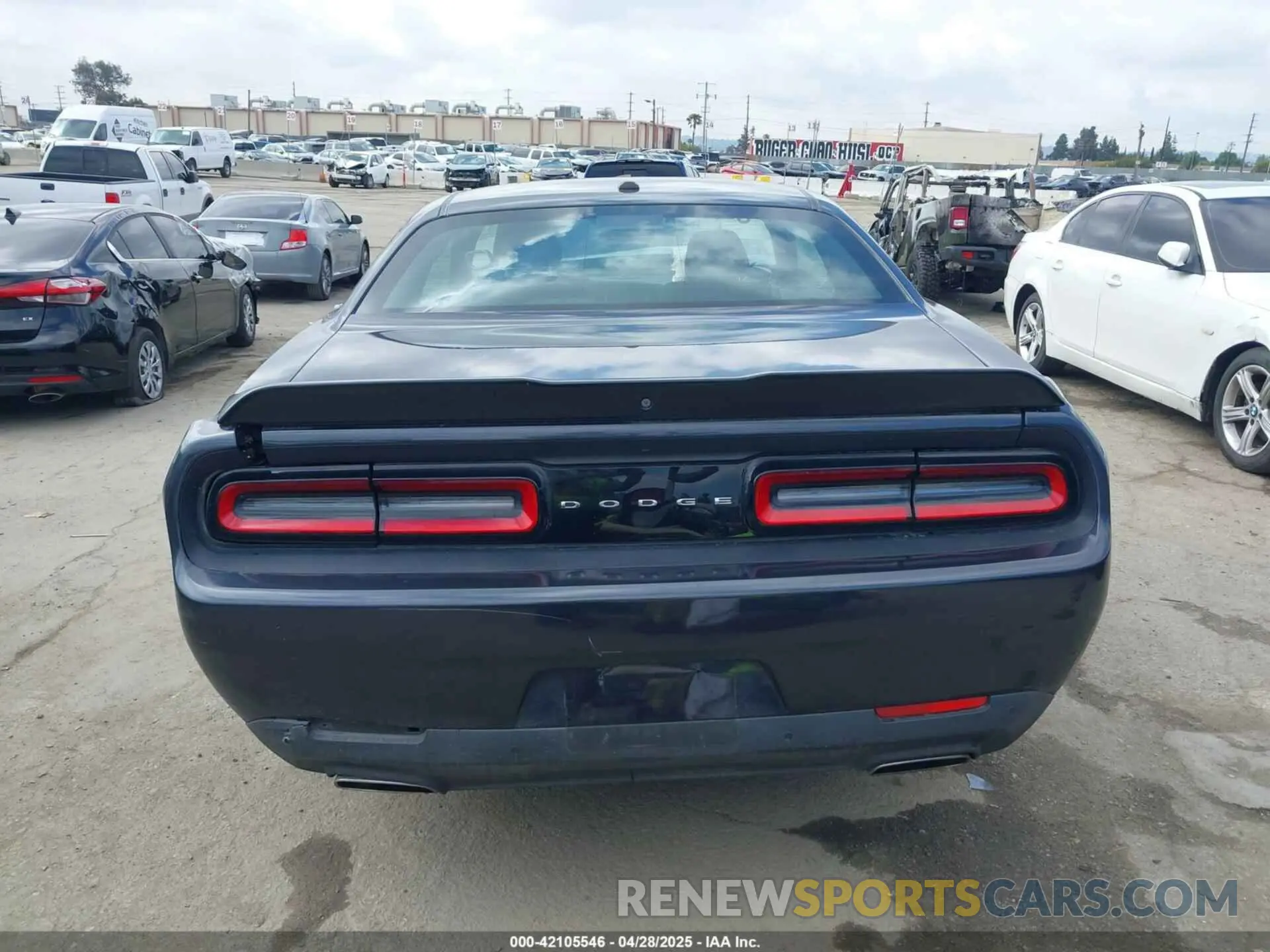 17 Photograph of a damaged car 2C3CDZAG4KH529276 DODGE CHALLENGER 2019