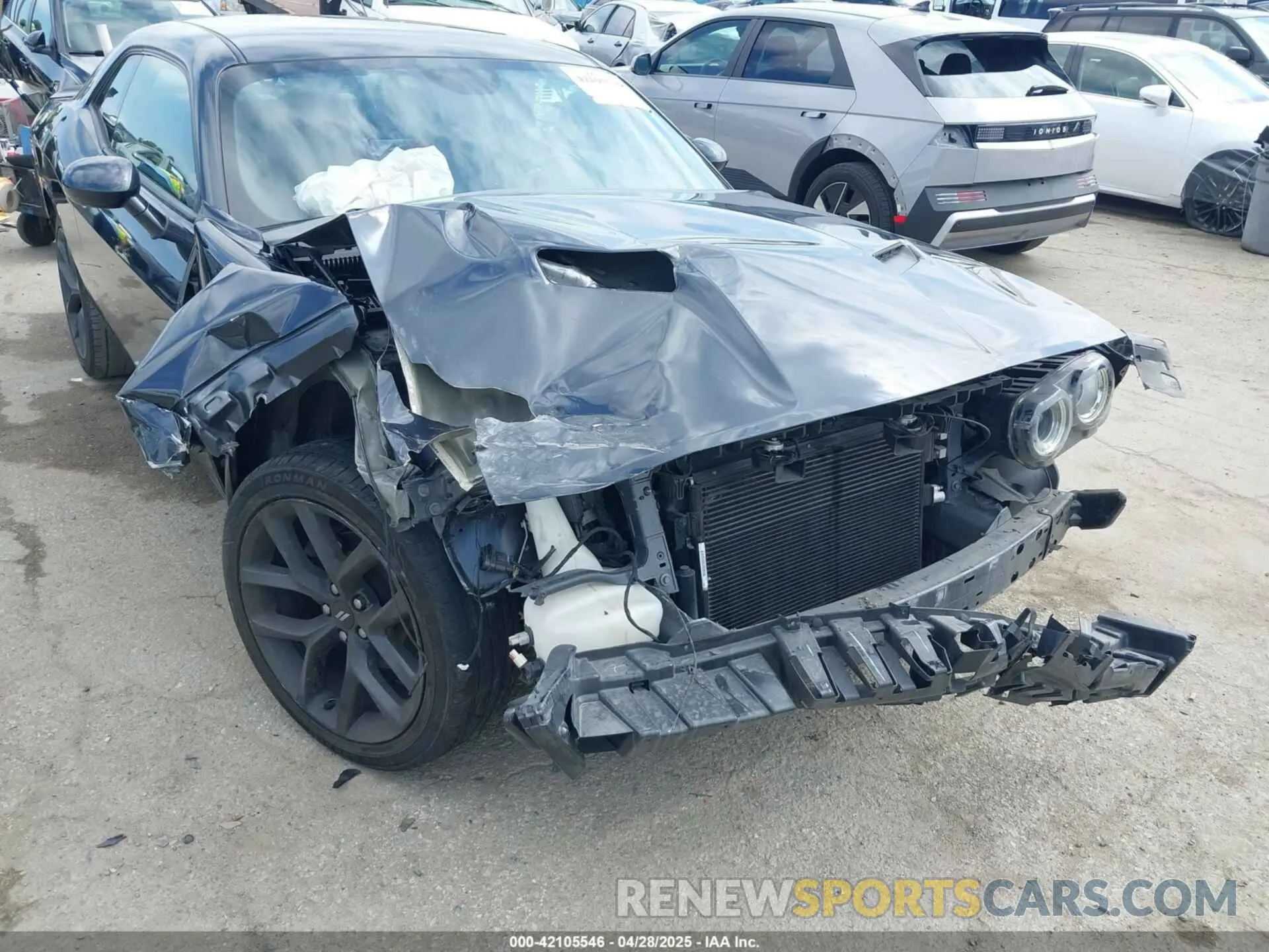 6 Photograph of a damaged car 2C3CDZAG4KH529276 DODGE CHALLENGER 2019