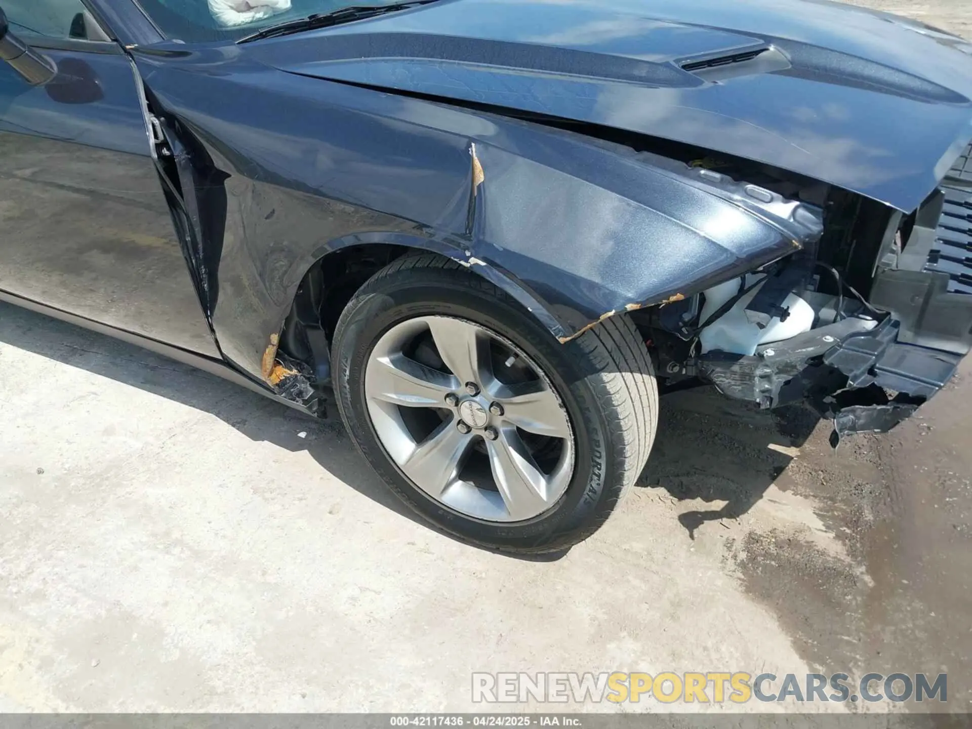 17 Photograph of a damaged car 2C3CDZAG4KH549107 DODGE CHALLENGER 2019