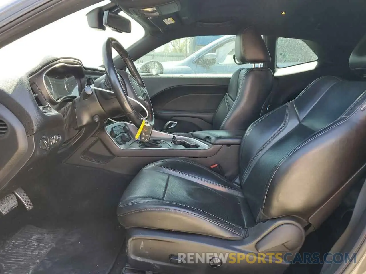 7 Photograph of a damaged car 2C3CDZAG4KH586996 DODGE CHALLENGER 2019