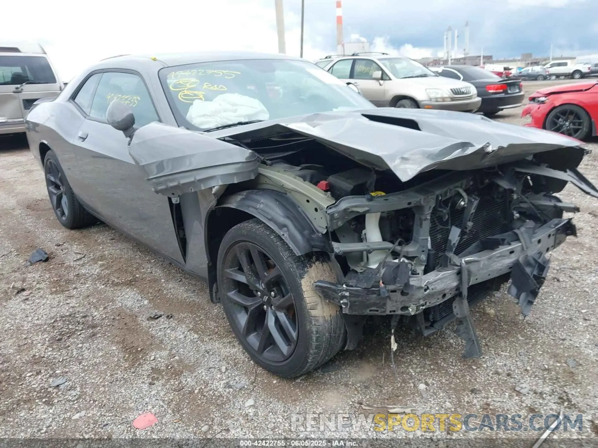 6 Photograph of a damaged car 2C3CDZAG4KH688086 DODGE CHALLENGER 2019