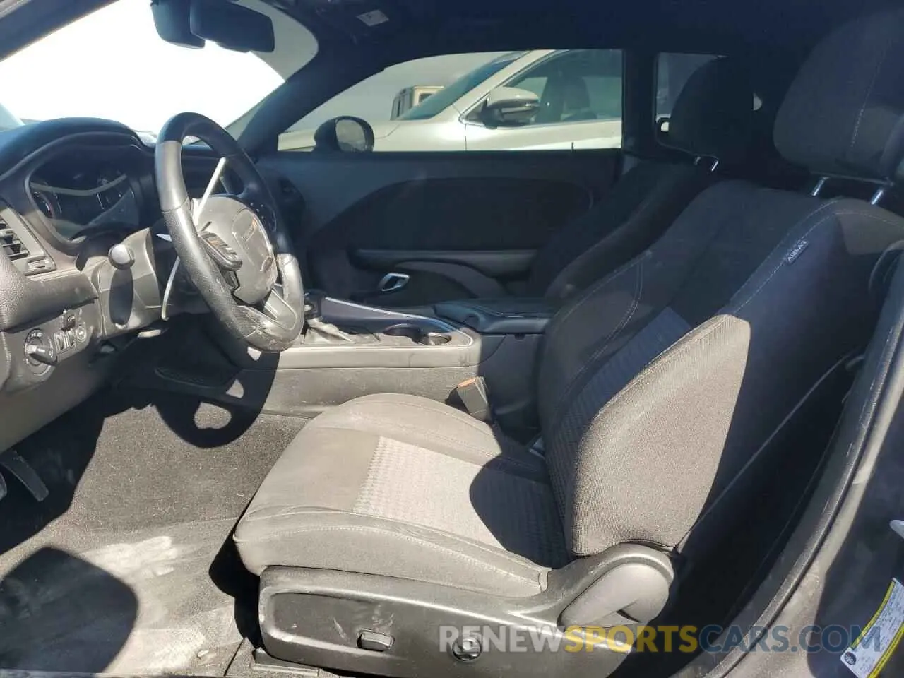 7 Photograph of a damaged car 2C3CDZAG4KH735469 DODGE CHALLENGER 2019