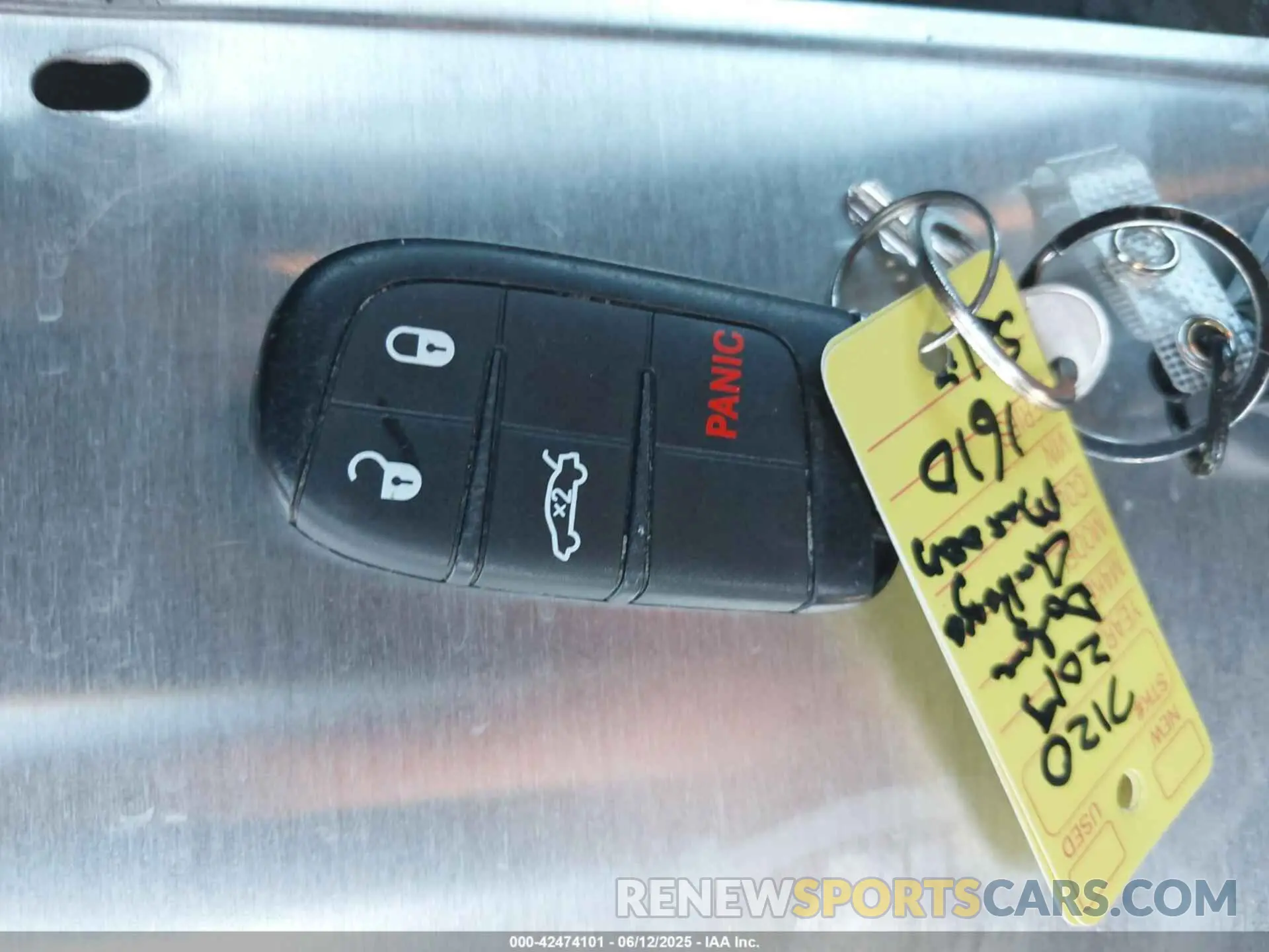 11 Photograph of a damaged car 2C3CDZAG4KH751610 DODGE CHALLENGER 2019