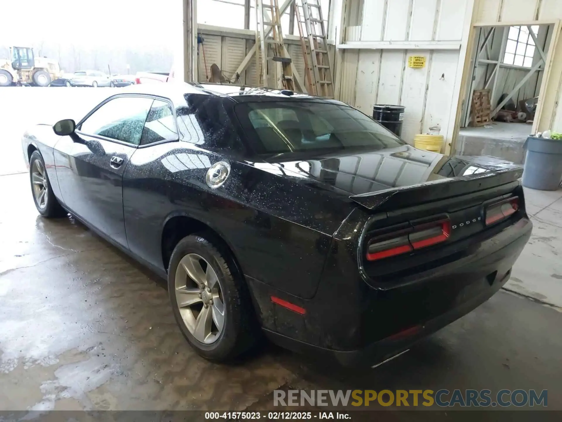 3 Photograph of a damaged car 2C3CDZAG4KH752353 DODGE CHALLENGER 2019
