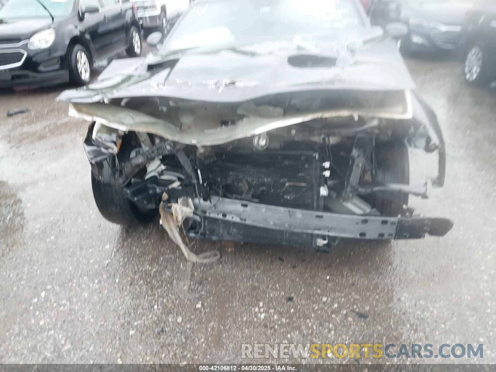 6 Photograph of a damaged car 2C3CDZAG5KH501681 DODGE CHALLENGER 2019