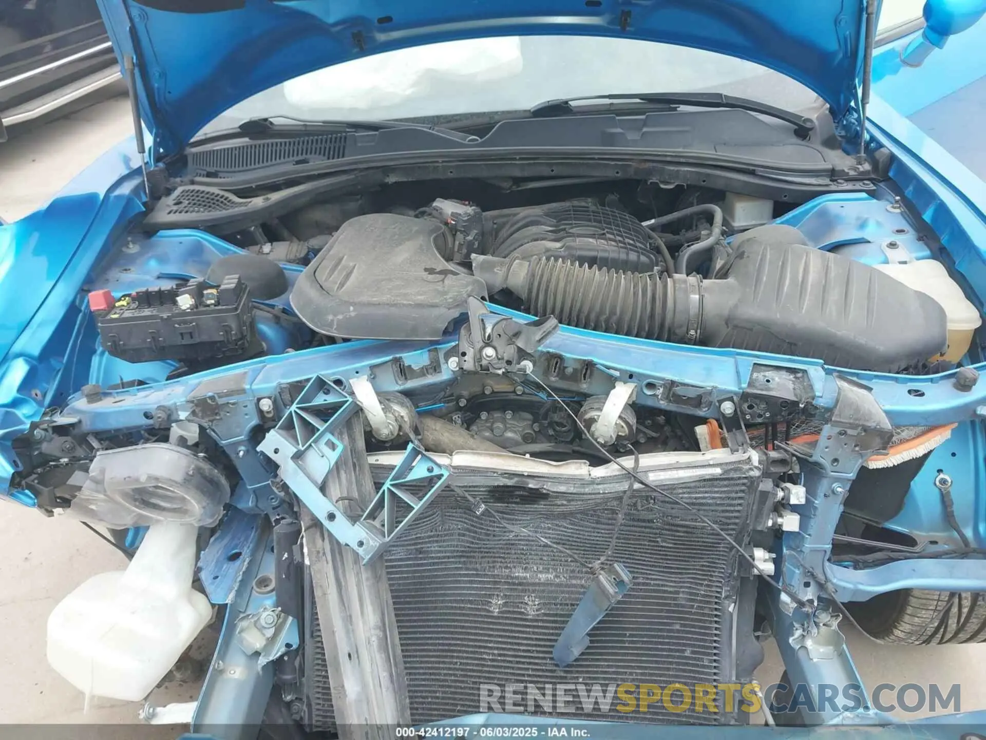 10 Photograph of a damaged car 2C3CDZAG5KH574839 DODGE CHALLENGER 2019