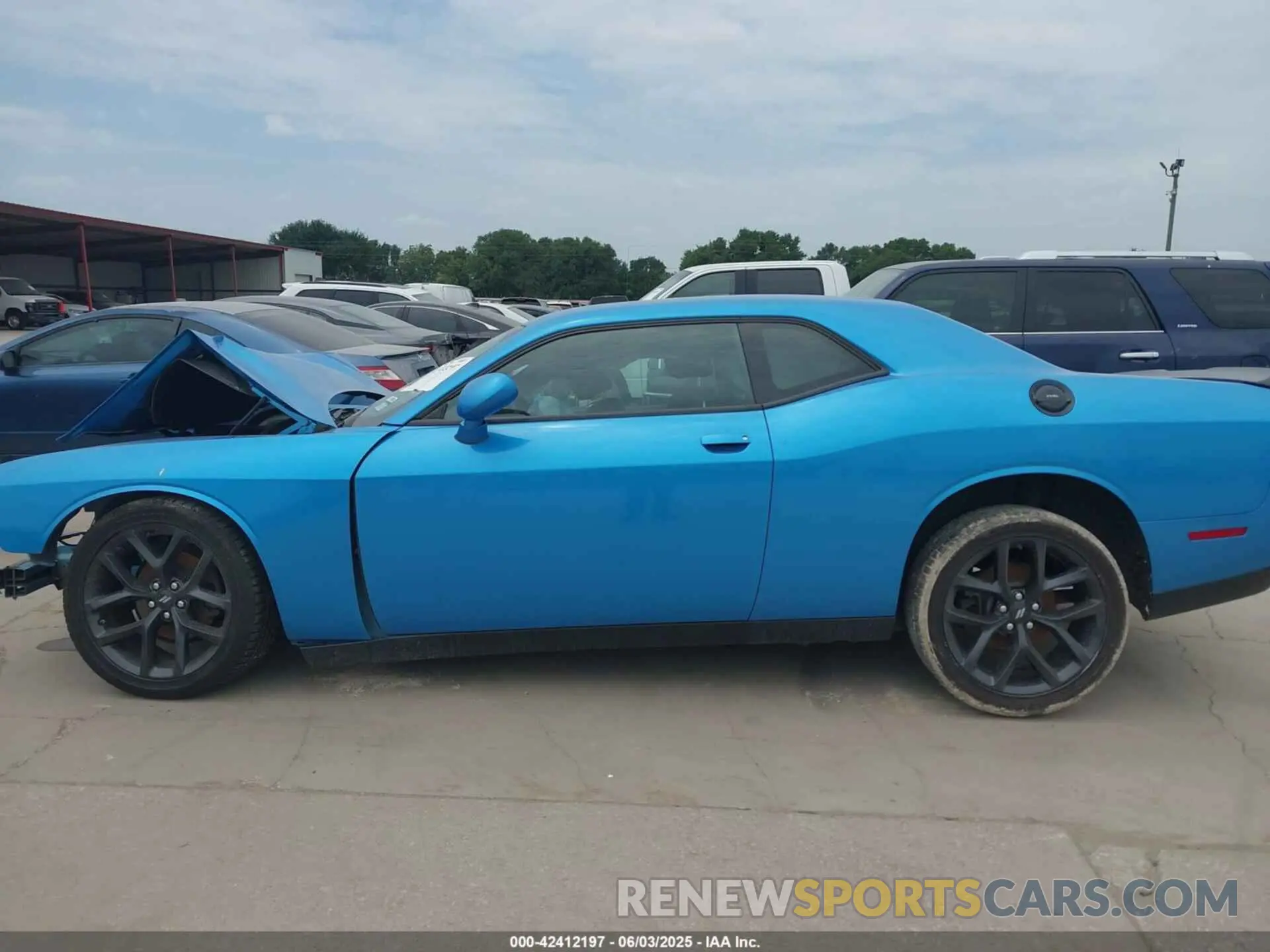 14 Photograph of a damaged car 2C3CDZAG5KH574839 DODGE CHALLENGER 2019