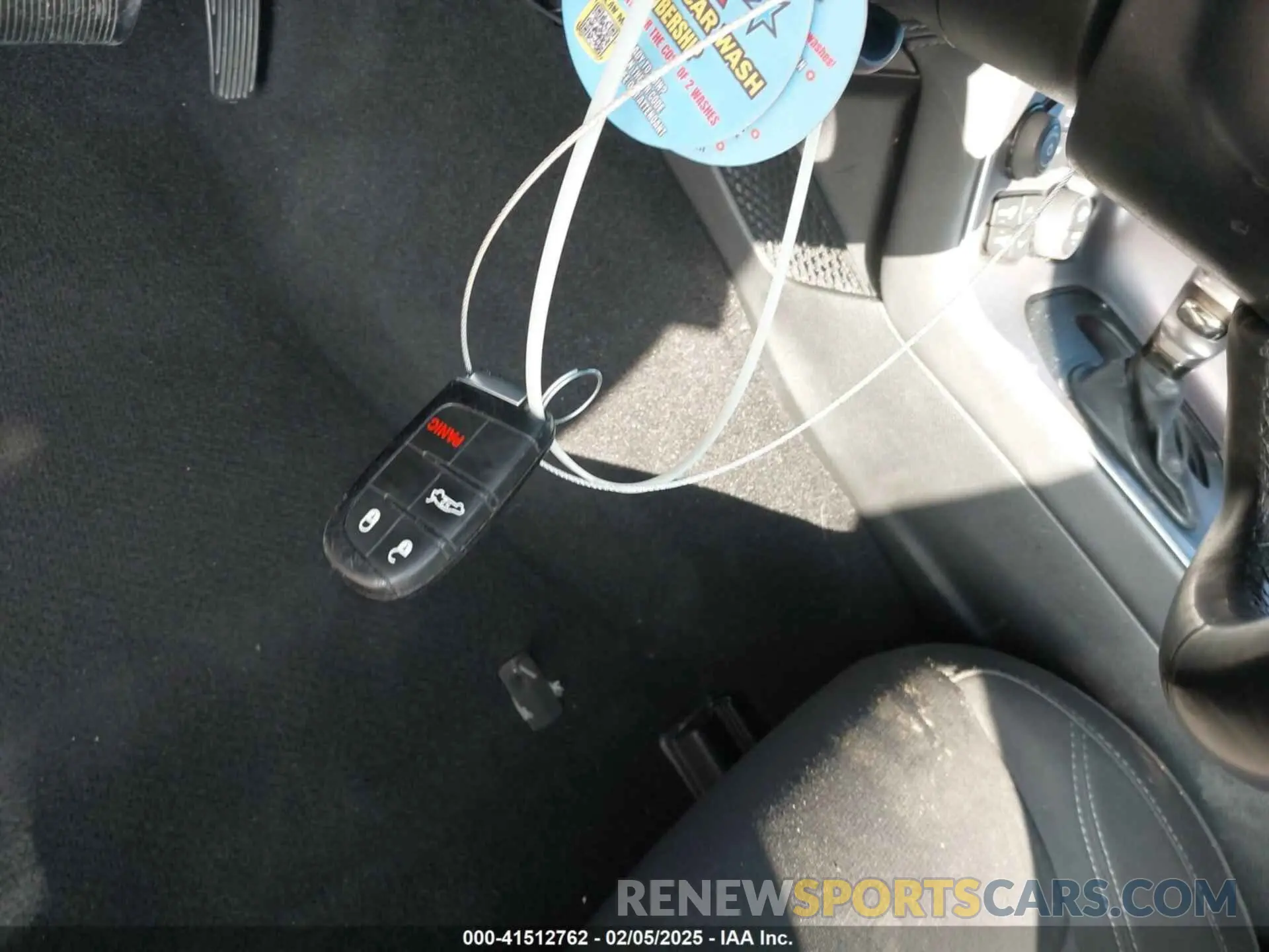 11 Photograph of a damaged car 2C3CDZAG5KH668803 DODGE CHALLENGER 2019