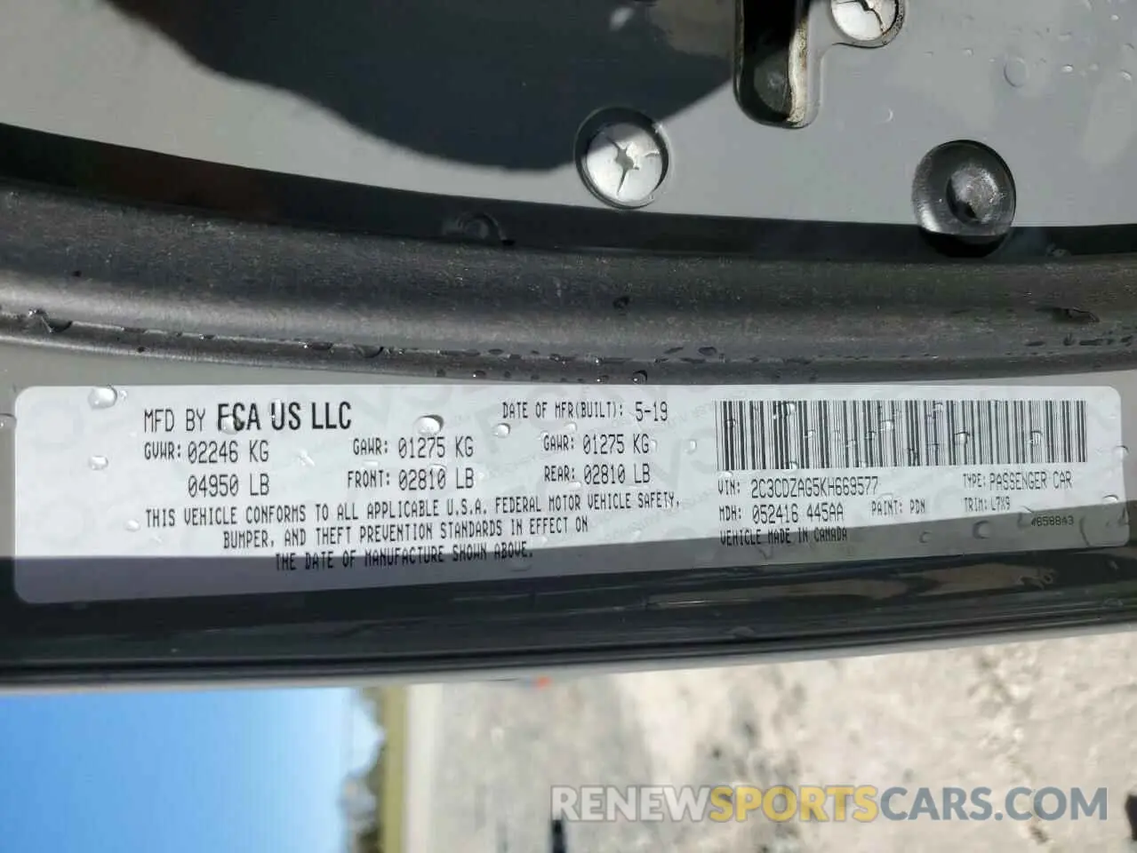 12 Photograph of a damaged car 2C3CDZAG5KH669577 DODGE CHALLENGER 2019