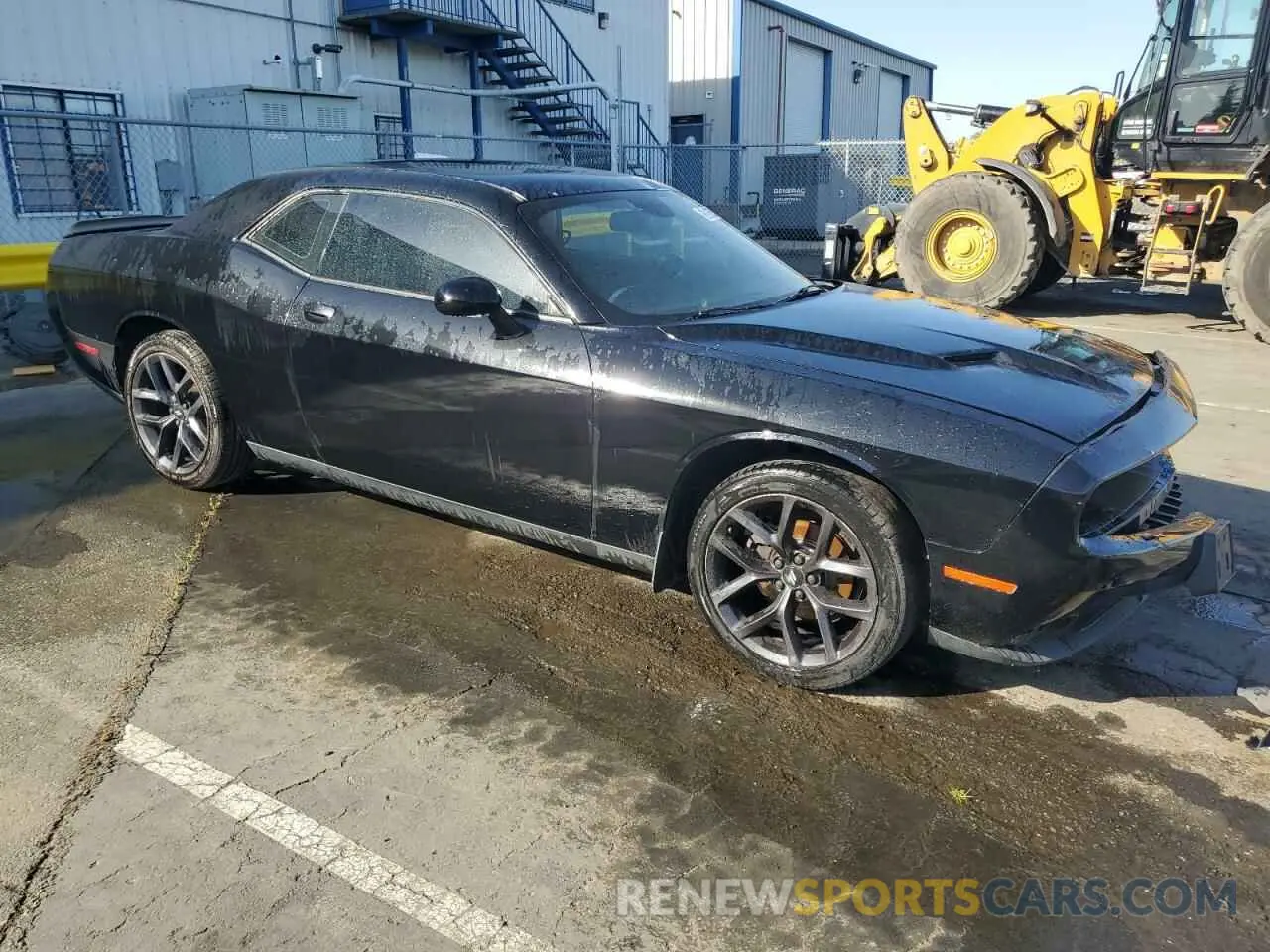 4 Photograph of a damaged car 2C3CDZAG5KH680157 DODGE CHALLENGER 2019