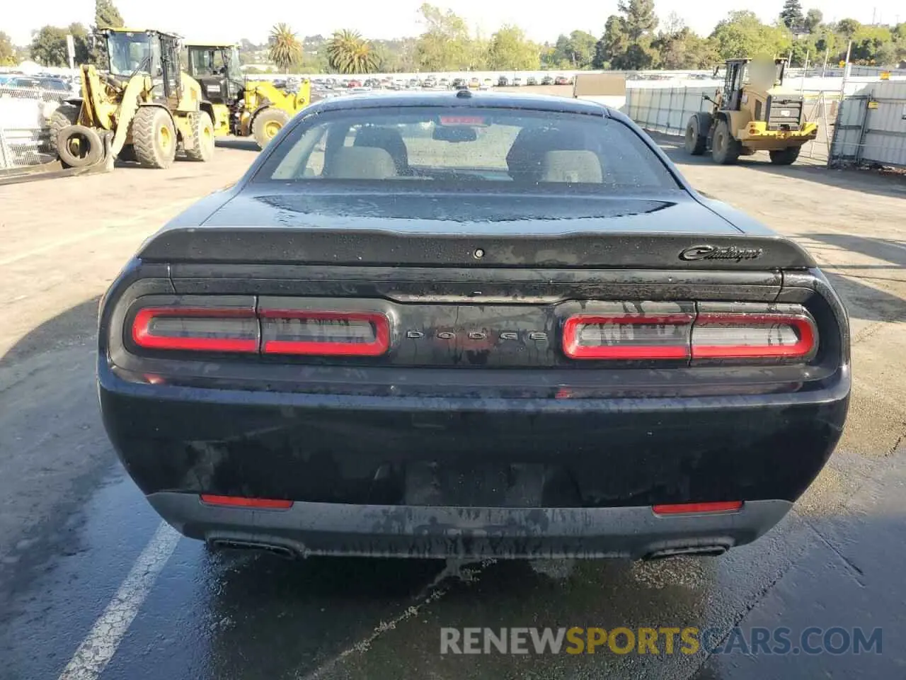 6 Photograph of a damaged car 2C3CDZAG5KH680157 DODGE CHALLENGER 2019