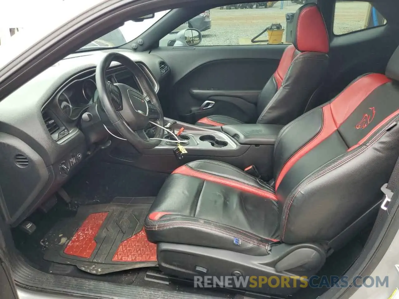 7 Photograph of a damaged car 2C3CDZAG5KH744715 DODGE CHALLENGER 2019