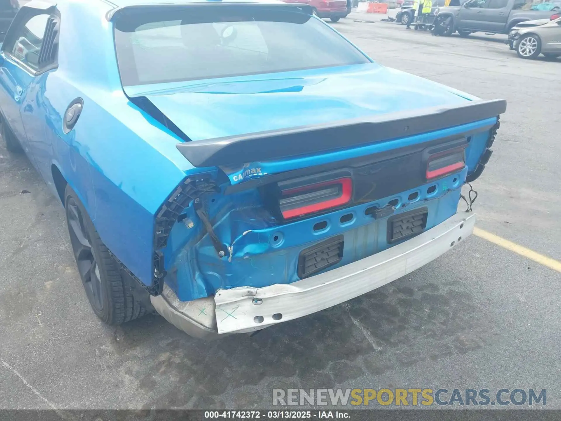 6 Photograph of a damaged car 2C3CDZAG6KH508932 DODGE CHALLENGER 2019