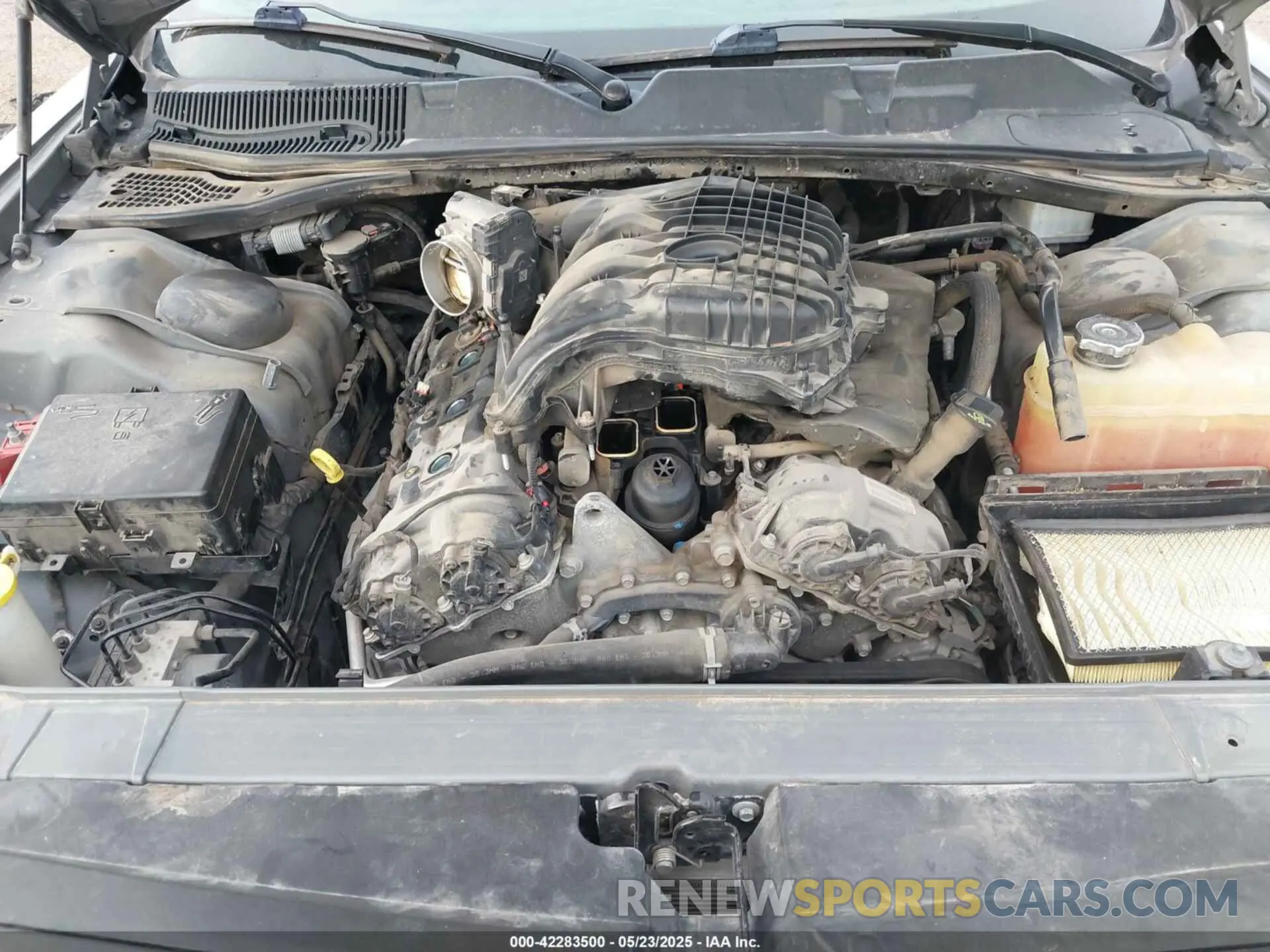 10 Photograph of a damaged car 2C3CDZAG6KH525004 DODGE CHALLENGER 2019