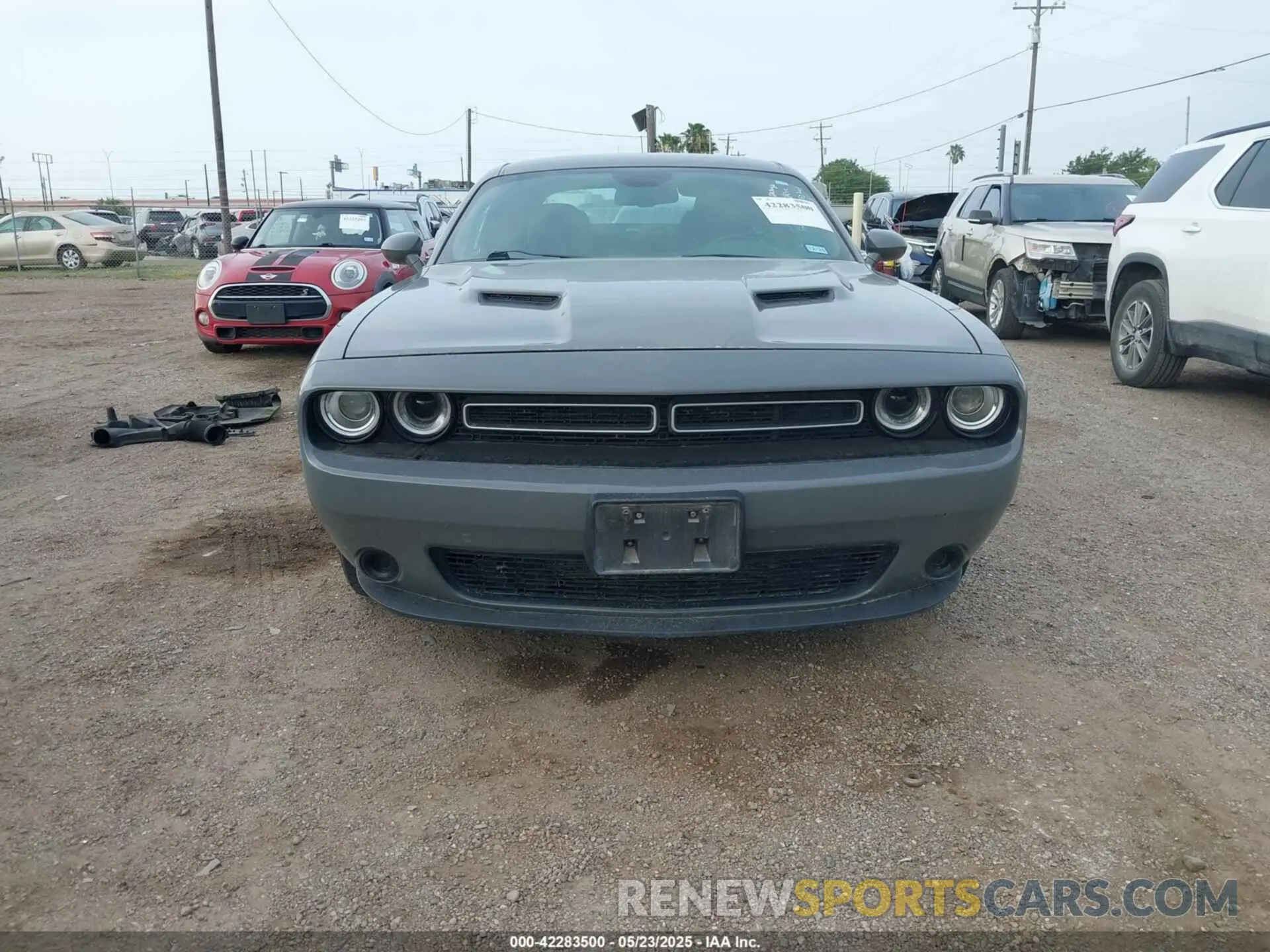 6 Photograph of a damaged car 2C3CDZAG6KH525004 DODGE CHALLENGER 2019