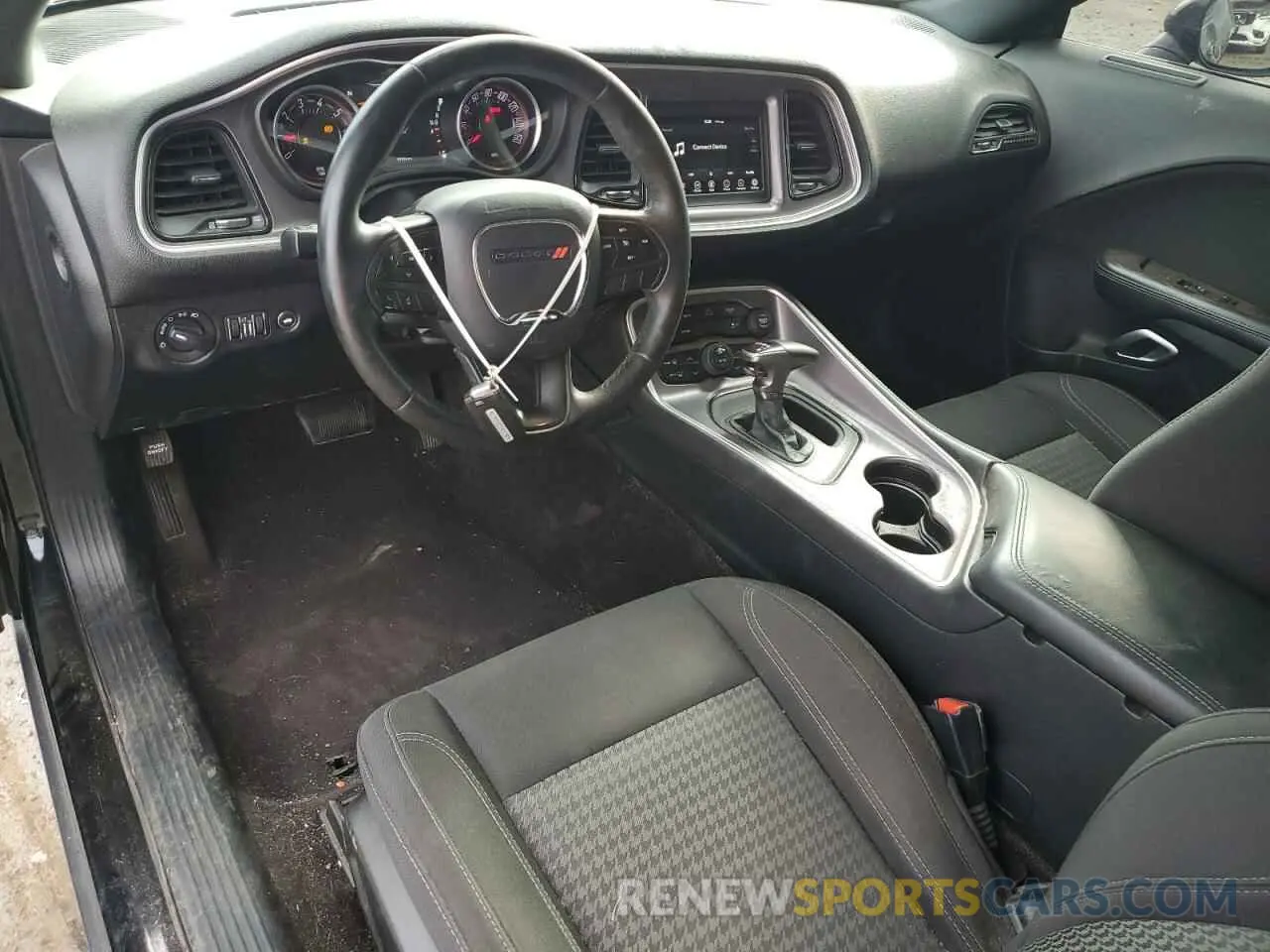 8 Photograph of a damaged car 2C3CDZAG6KH570976 DODGE CHALLENGER 2019
