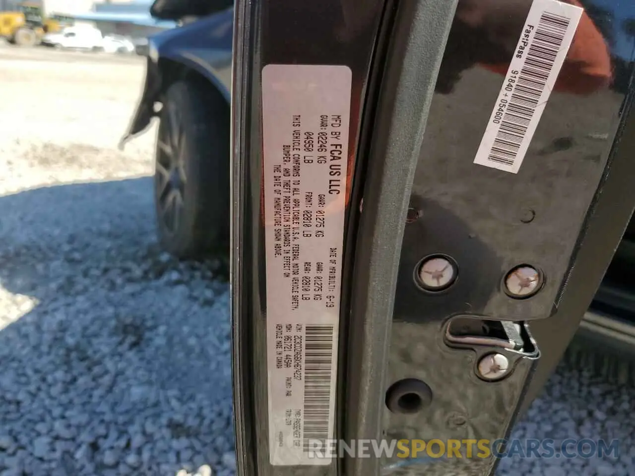 13 Photograph of a damaged car 2C3CDZAG6KH674237 DODGE CHALLENGER 2019