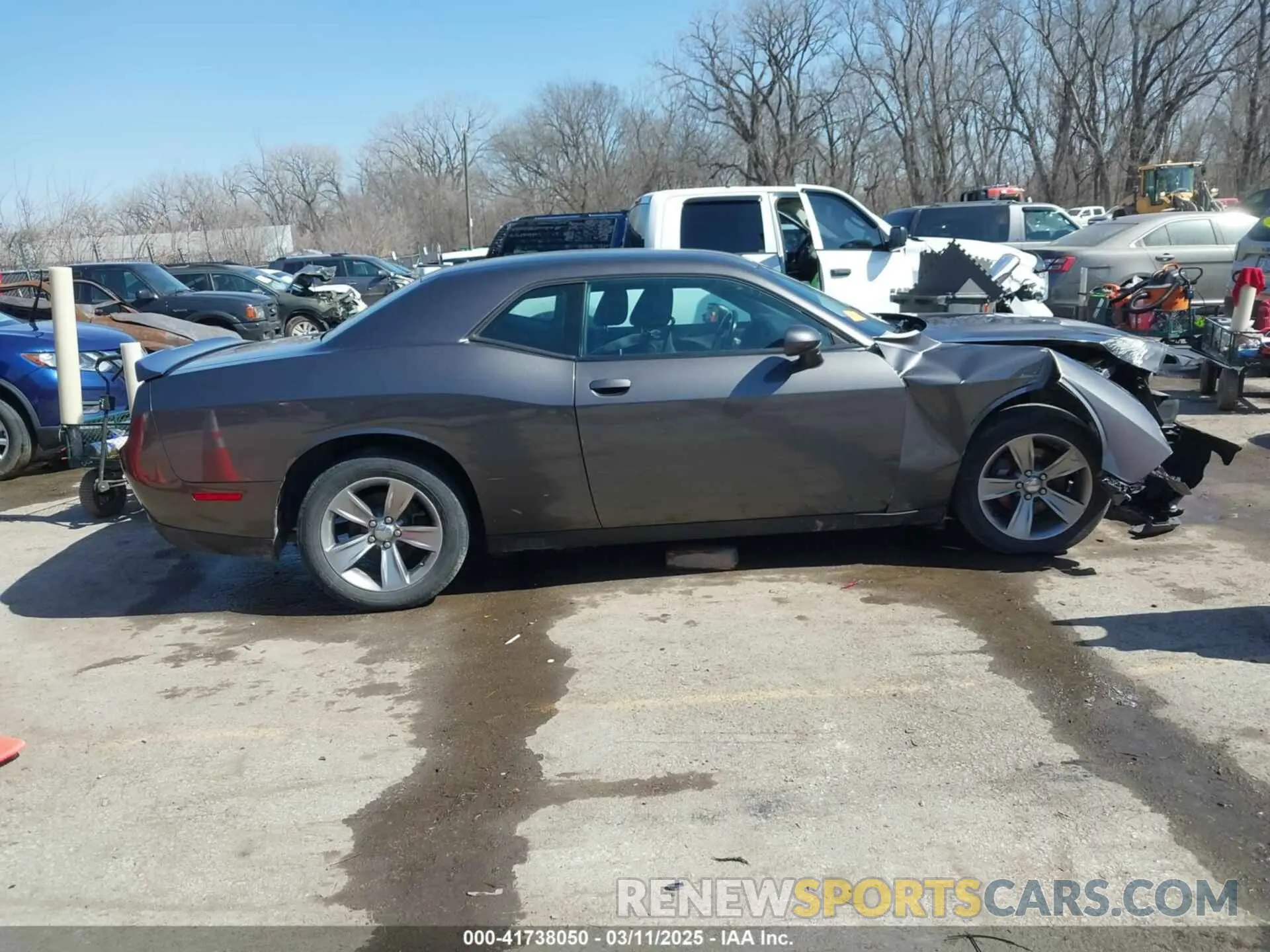 13 Photograph of a damaged car 2C3CDZAG6KH701632 DODGE CHALLENGER 2019