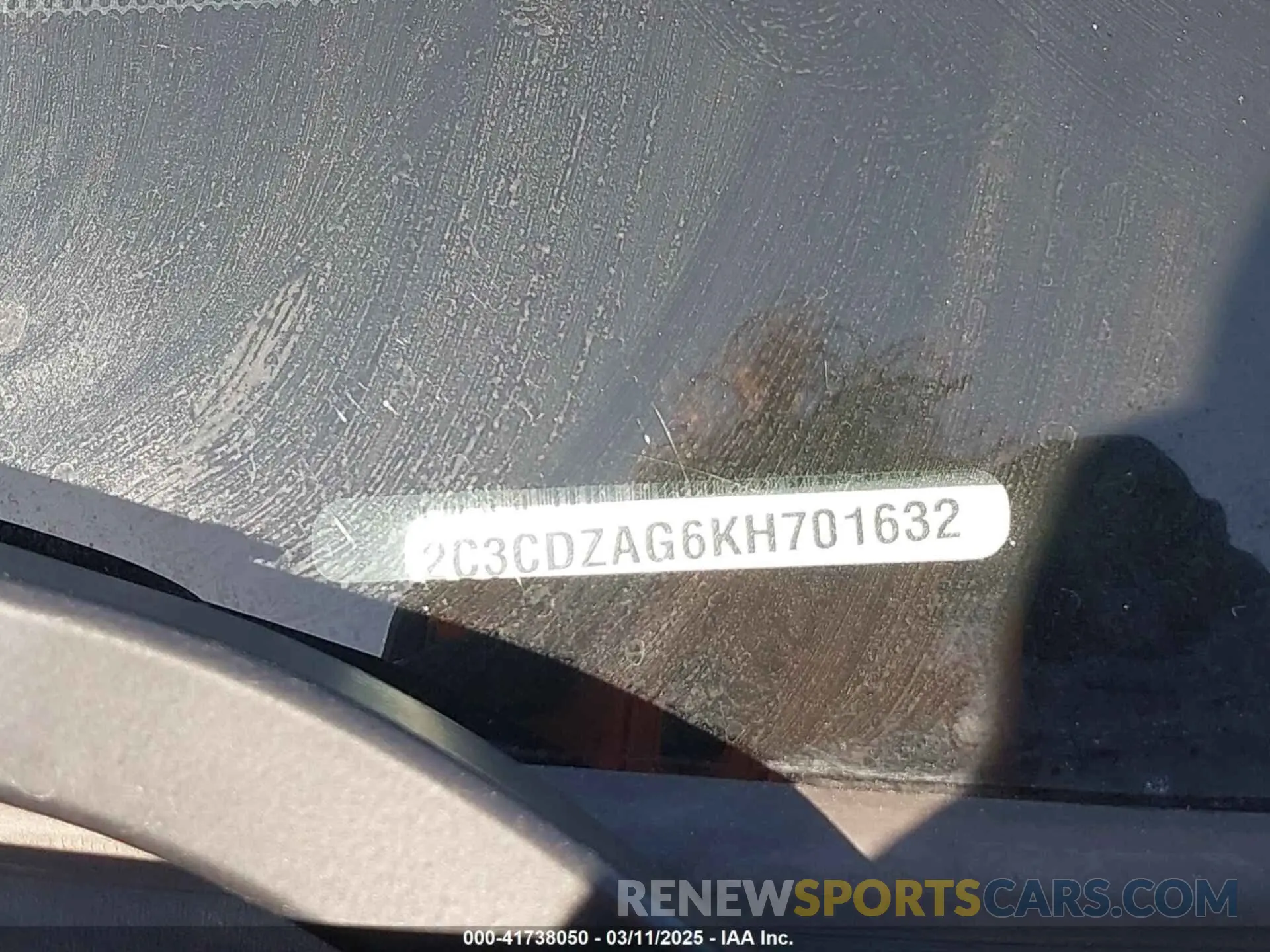 9 Photograph of a damaged car 2C3CDZAG6KH701632 DODGE CHALLENGER 2019