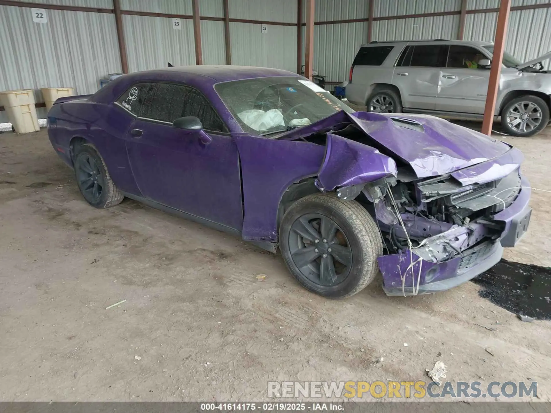 1 Photograph of a damaged car 2C3CDZAG6KH731682 DODGE CHALLENGER 2019